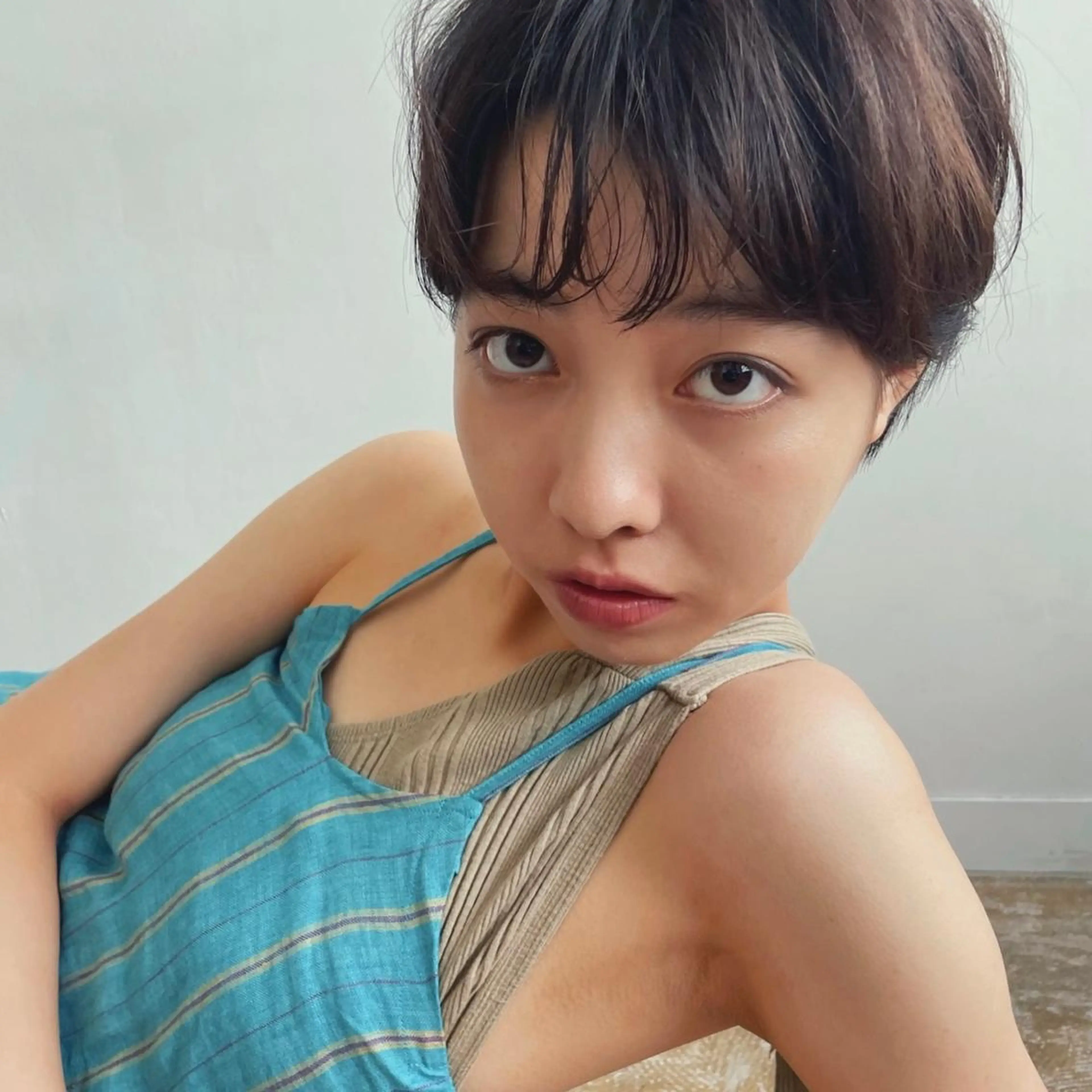 ショート カラー パーマ ブリーチ ケアブリーチ ダブルカラー ハイライトカラー イルミナカラー ブリーチ/レイヤー 🌻Mutsumiのヘアスタイル