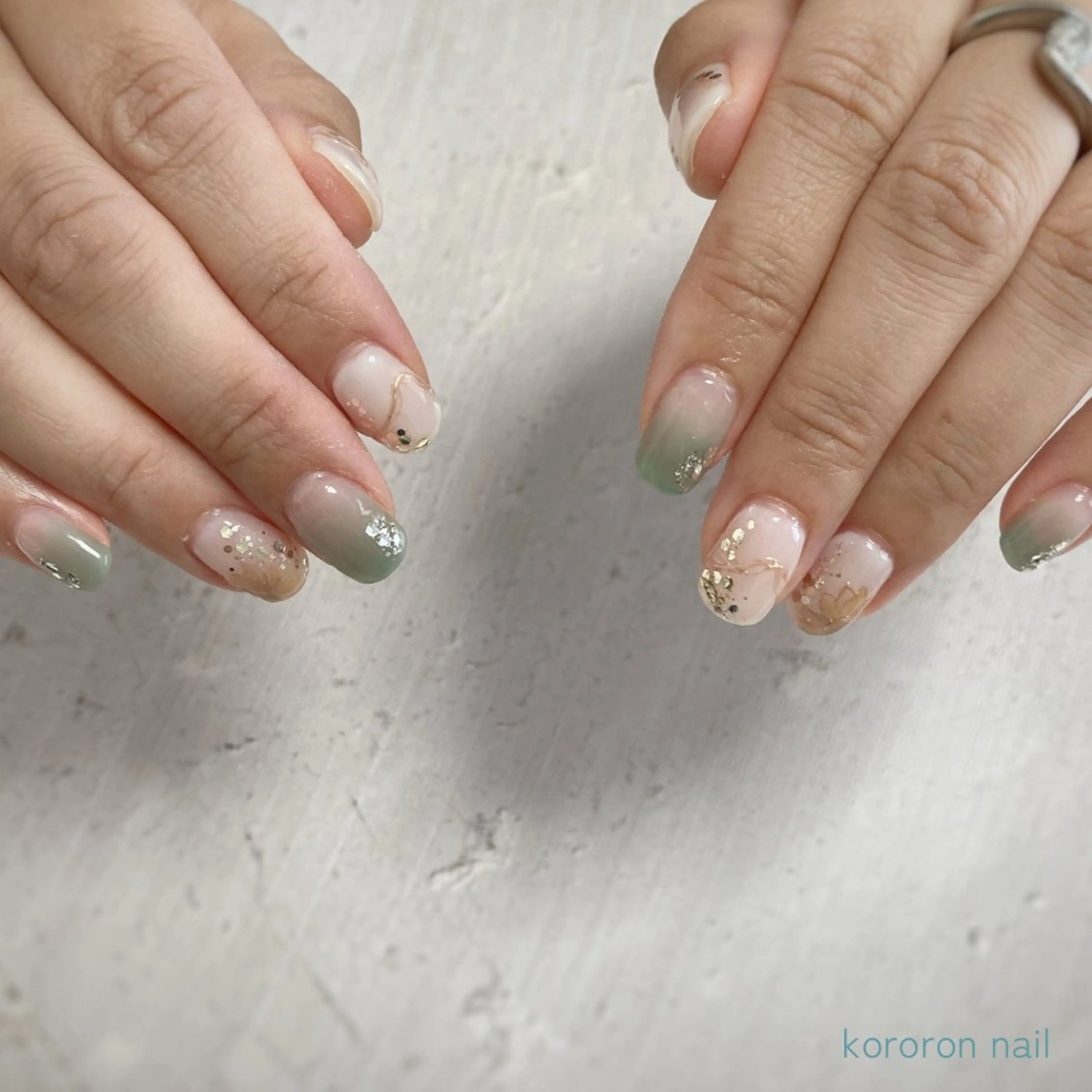 ネイル ころろんネイル nazuのネイルデザイン