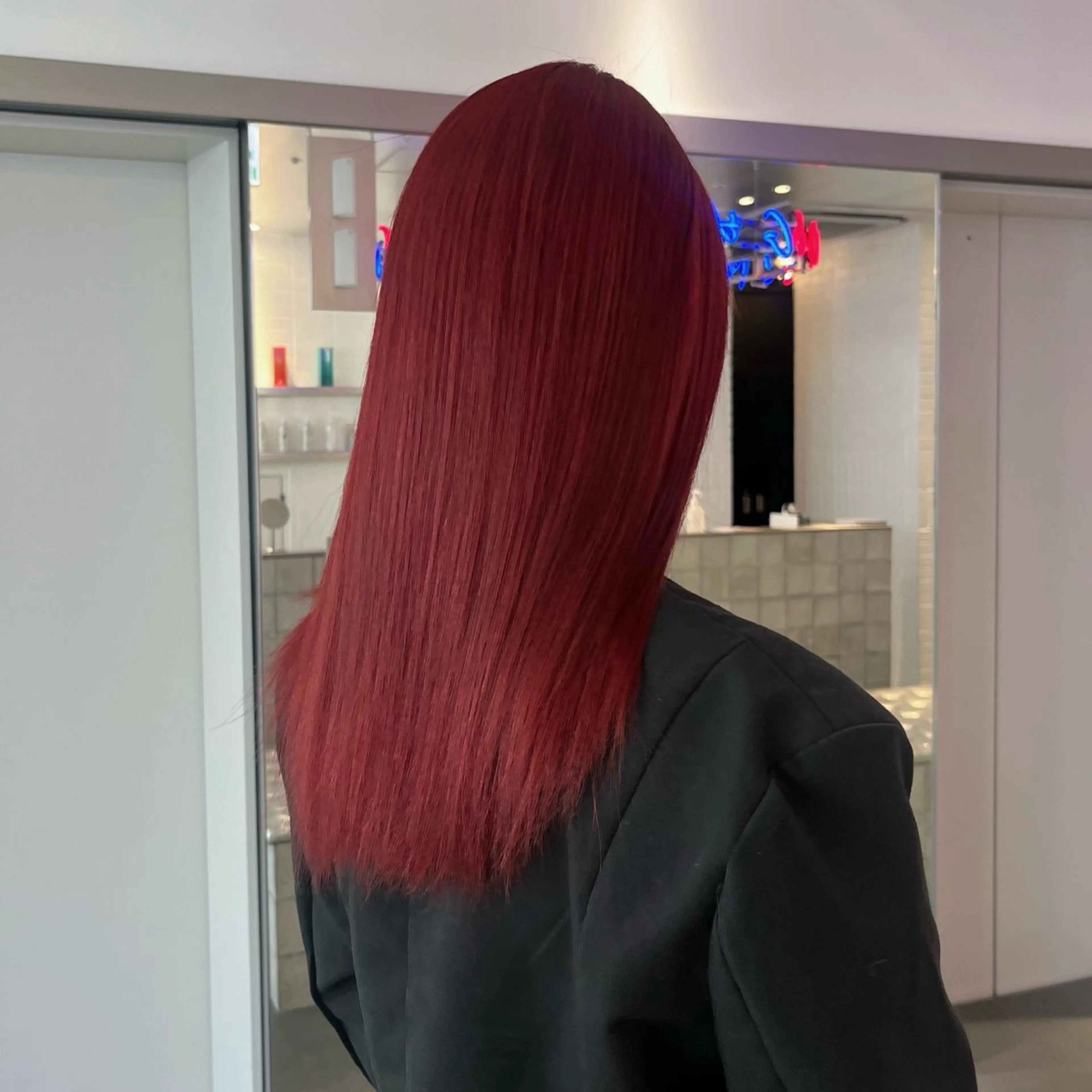 ロング カラー カシス レッドカラー 🍒暖色✖️レイヤー ／Haruna🍒のヘアスタイル