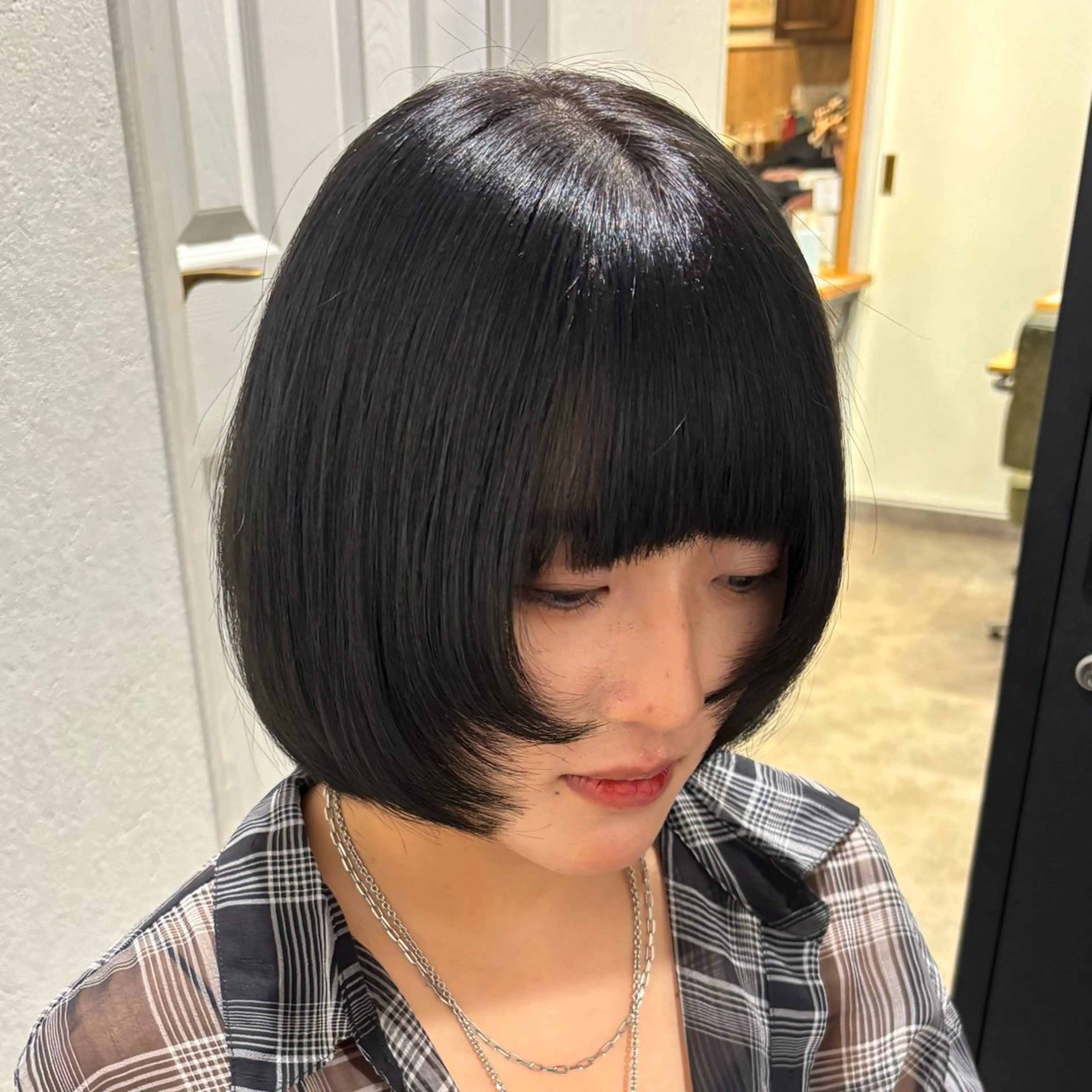 ショート カラー 透明感カラー 顔まわりレイヤー レイヤーカット カット ヘアカラー オリーブ/髪質改善/ 縮毛矯正/あいり🫒のヘアスタイル
