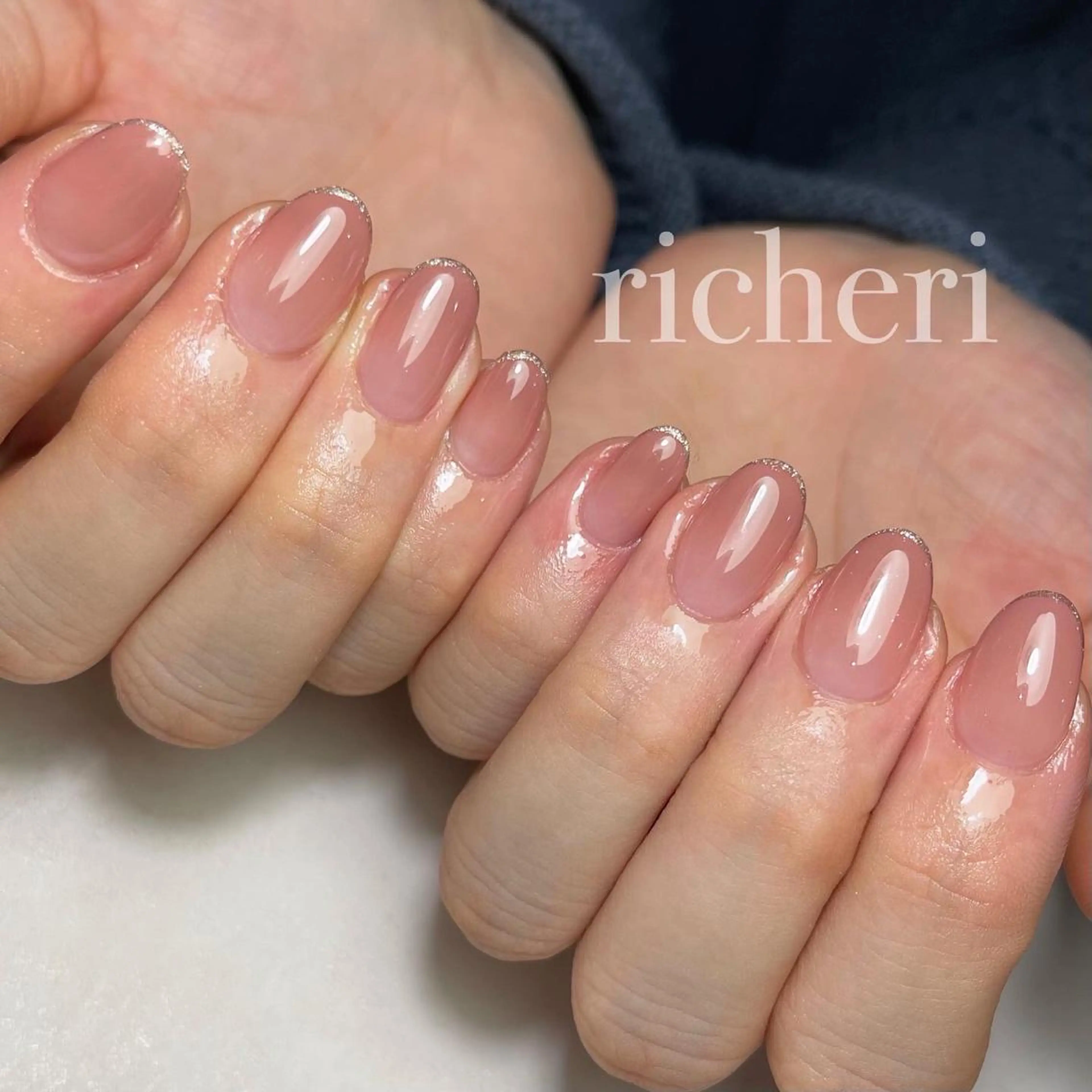 ミディアム ネイル 韓国風ヘア アートネイル フラッシュネイル フレンチネイル ジェルネイル ハンドネイル richeri beautyのエステ・リラクイメージ