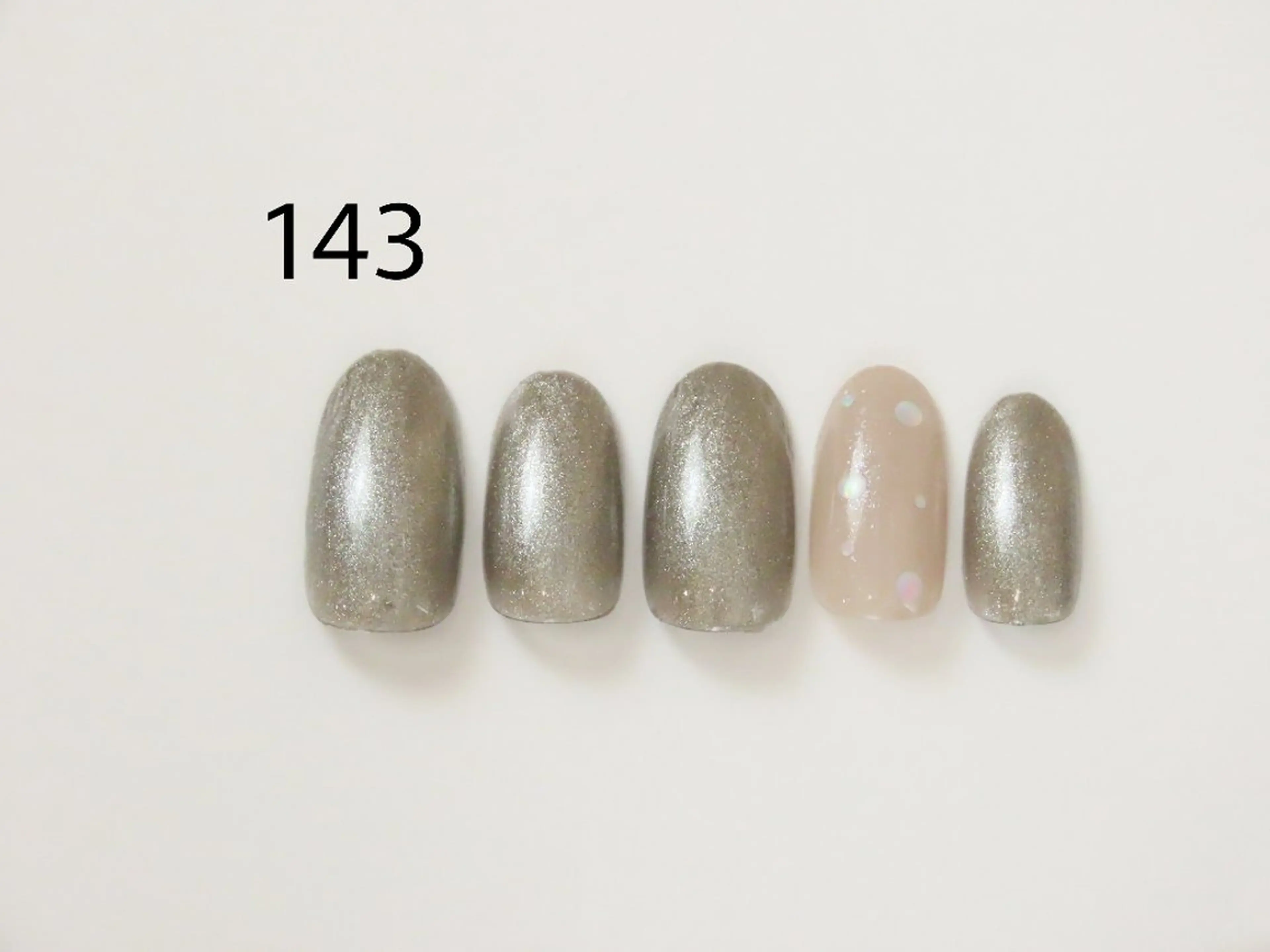 ネイル 韓国美容ジェルネイル専門店Maum新潟店所属・Maum 新潟店のマツエク・マツパデザイン