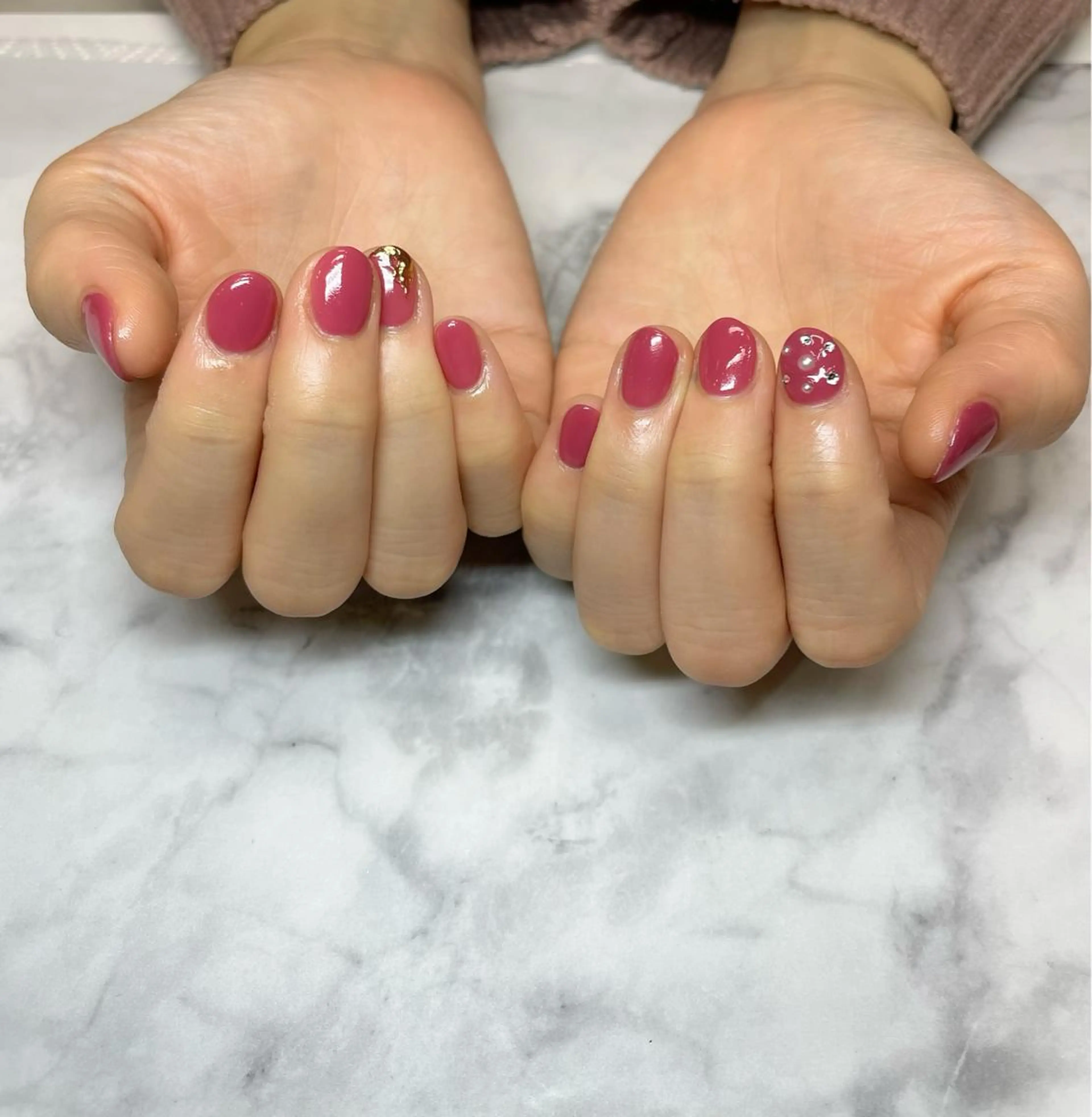 ネイル ピンク ハンドネイル フットネイル Beauty Salon GIGI所属・GIGI AYA🦋のネイルデザイン