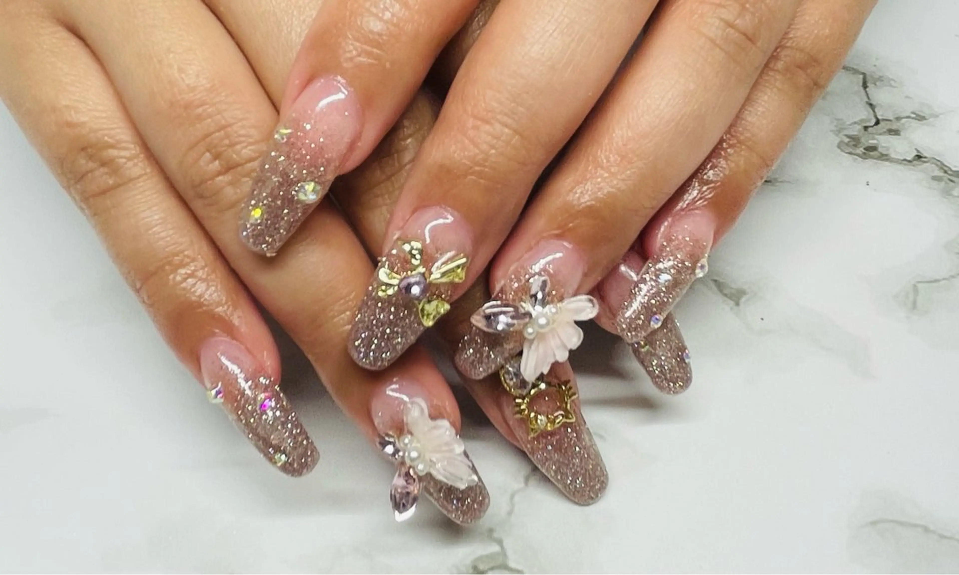 ネイル 長さ出し Star Beautyのネイルデザイン