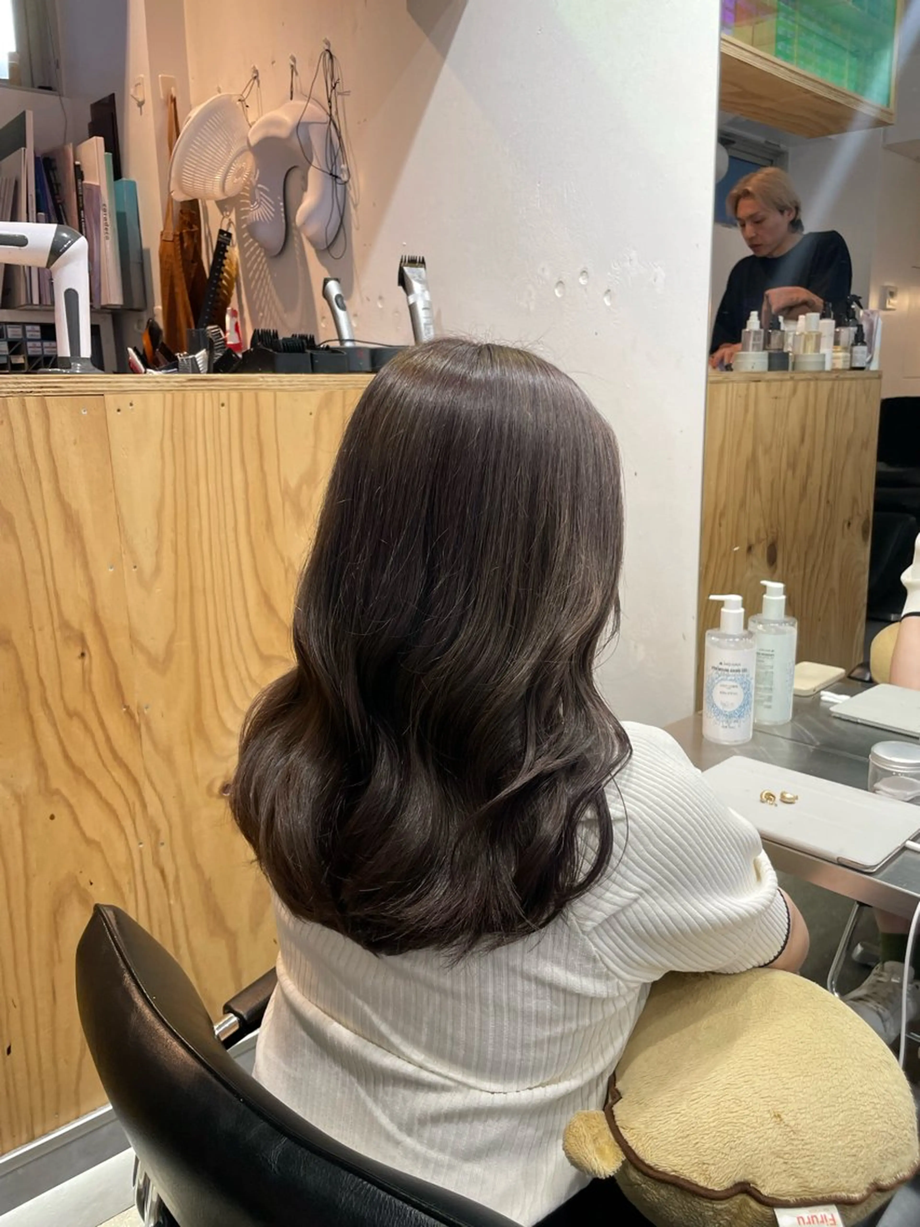 セミロング カラー アディクシーカラー ブリーチ 透明感カラー グレージュ イルミナカラー カット ヘアカラー 🪞♡韓国風スタイル MISATO🪞♡のヘアスタイル