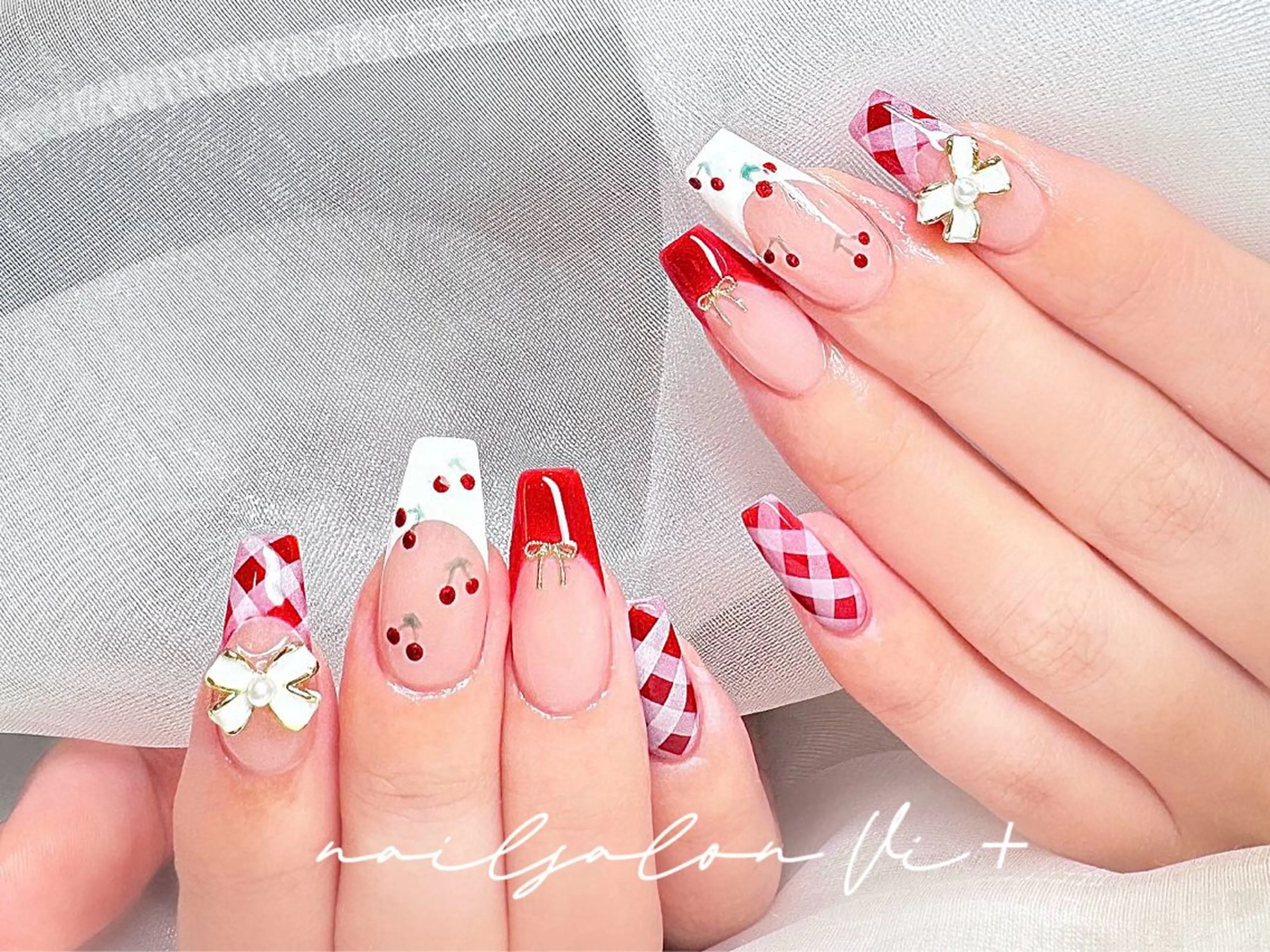 ネイル ハンドネイル ✨Nailsalon Vi+✨のネイルデザイン