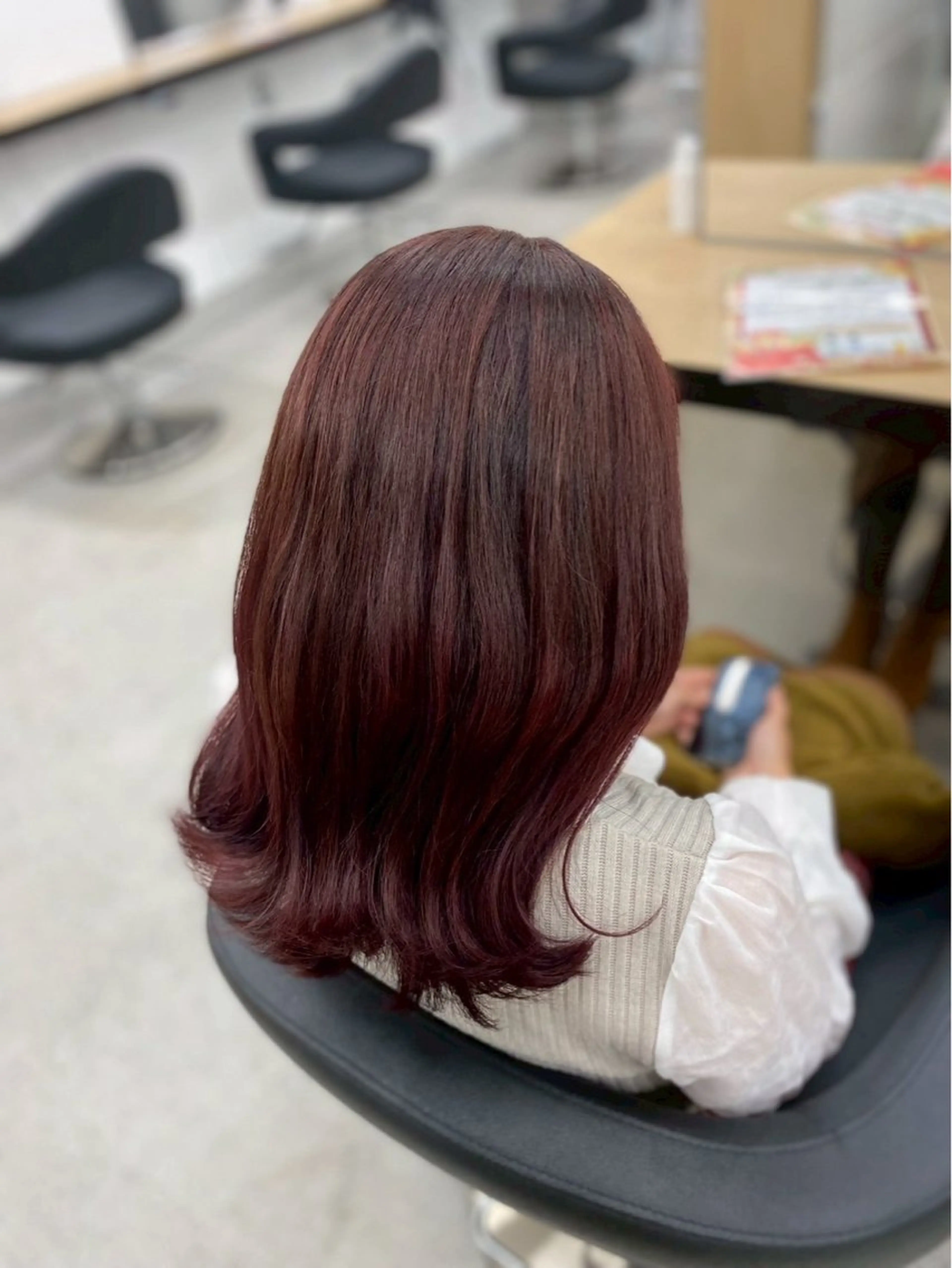 セミロング カラー 韓国風レイヤー透明感 艶髪カラー/岡田悠希のヘアスタイル