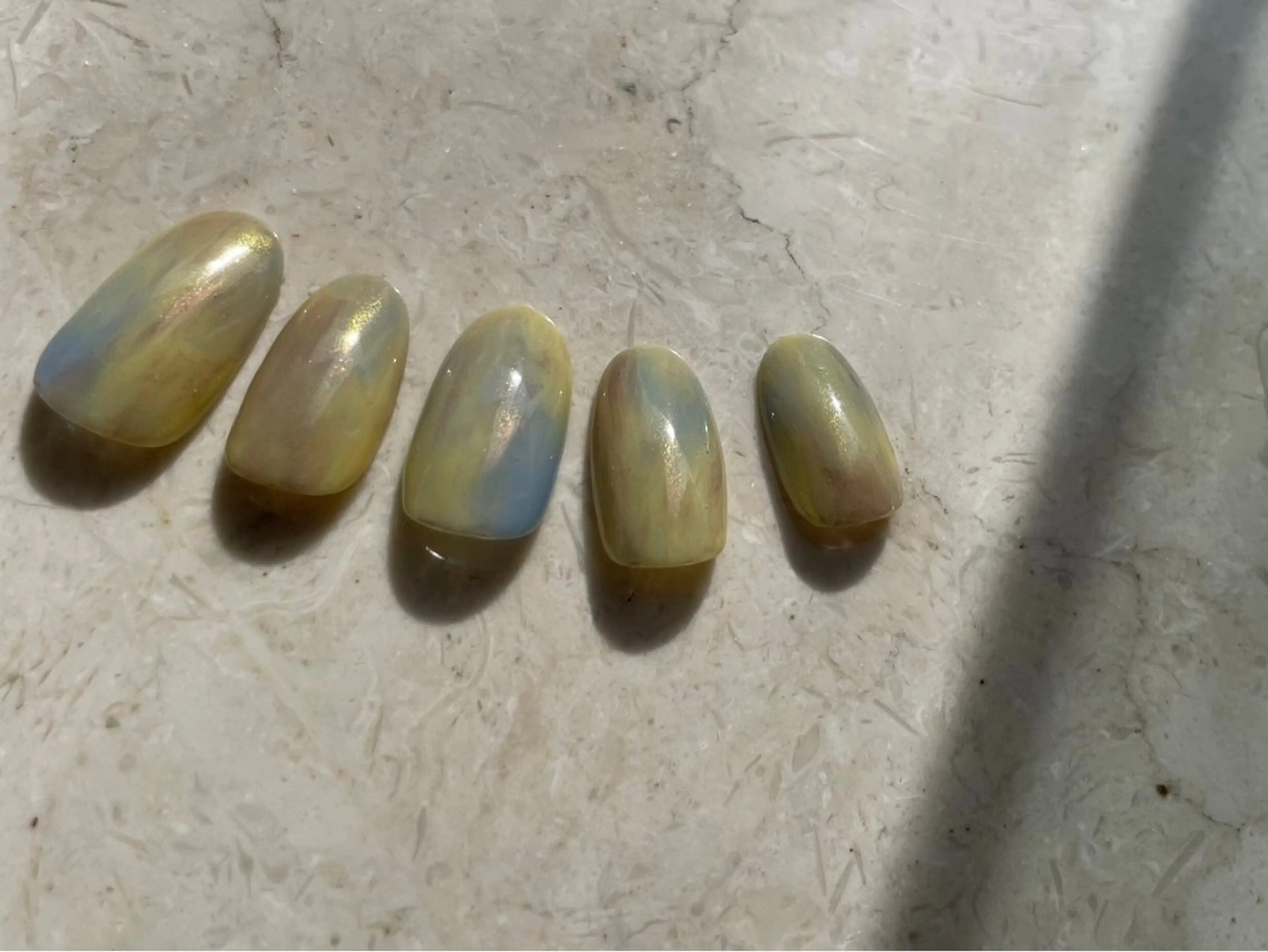 ネイル MAXKELLY Ayakaのネイルデザイン