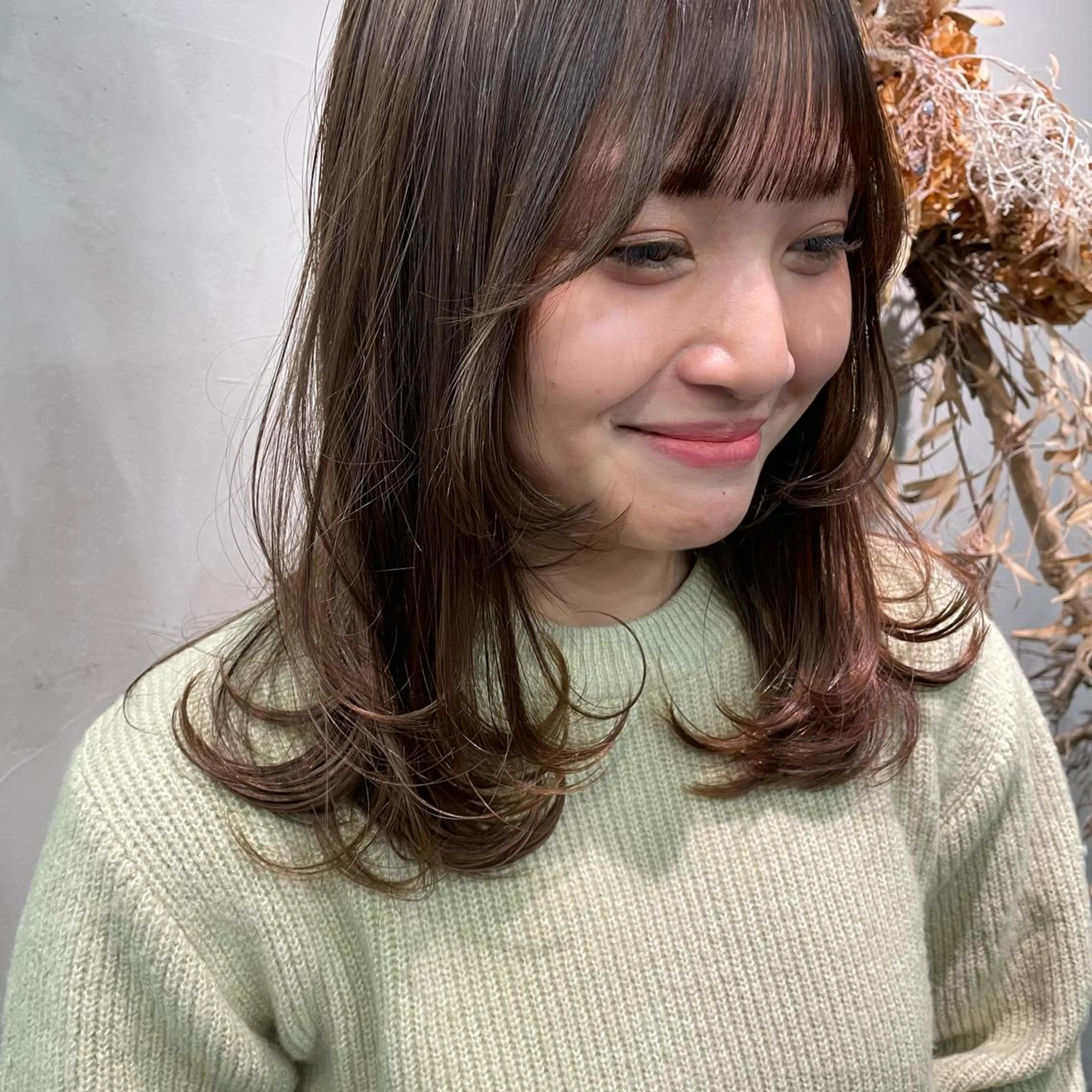 ミディアム RorriM natsuのヘアスタイル