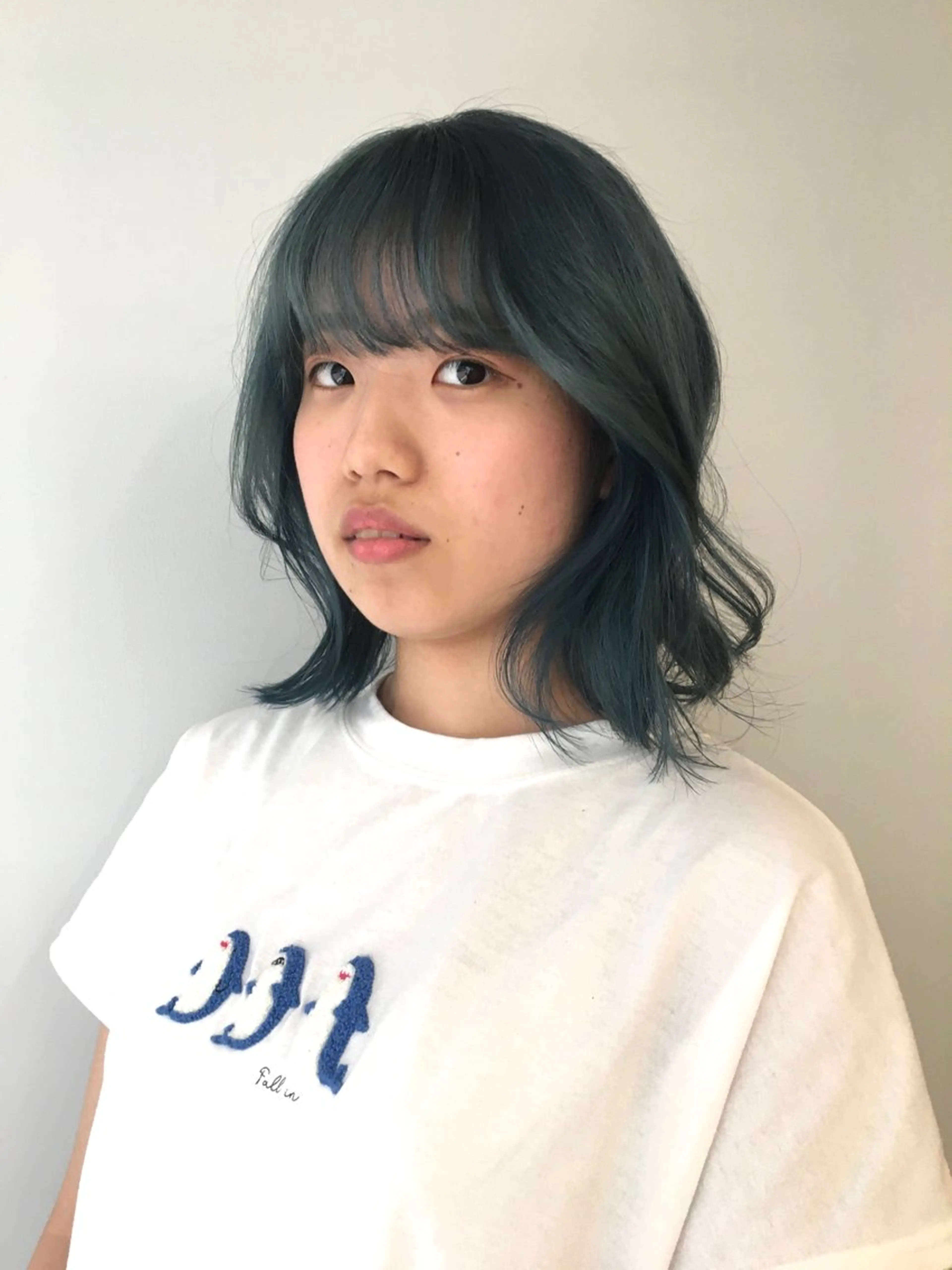 カラー ハセガワ レナのヘアスタイル