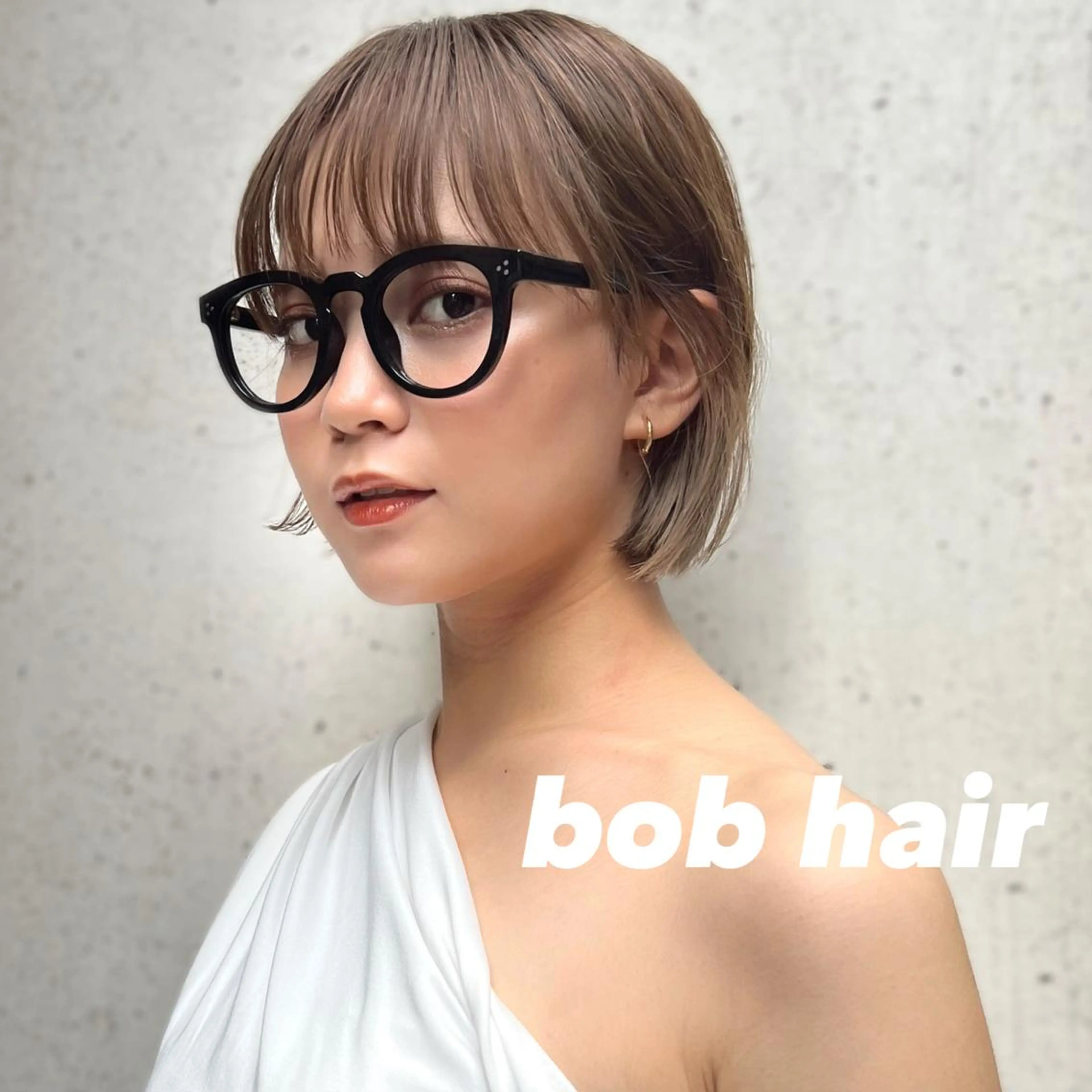 ミディアム カラー ベージュカラー 透明感カラー グレージュ ボブ カット ヘアカラー トリートメント レイヤー専門家 ダブルカラー修のヘアスタイル