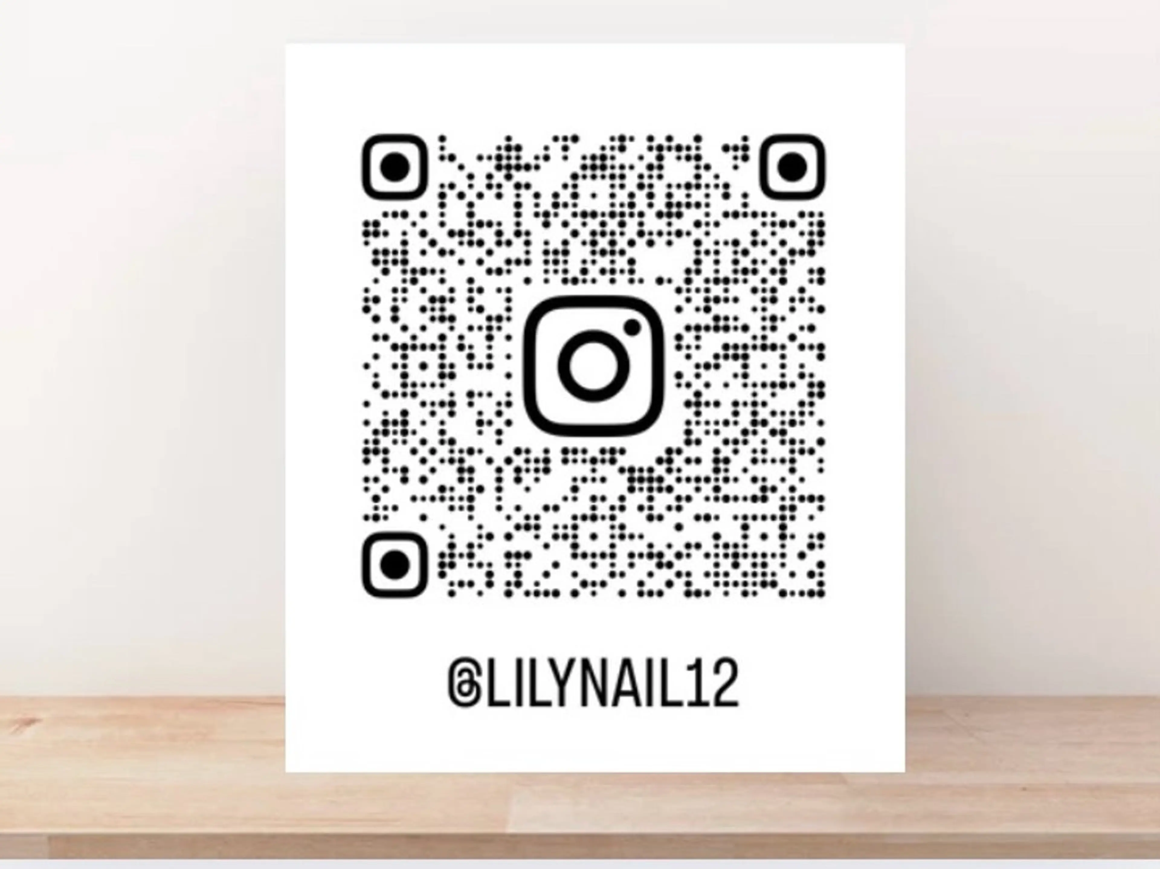 ネイル Lily所属・Lily 吉岡のネイルデザイン