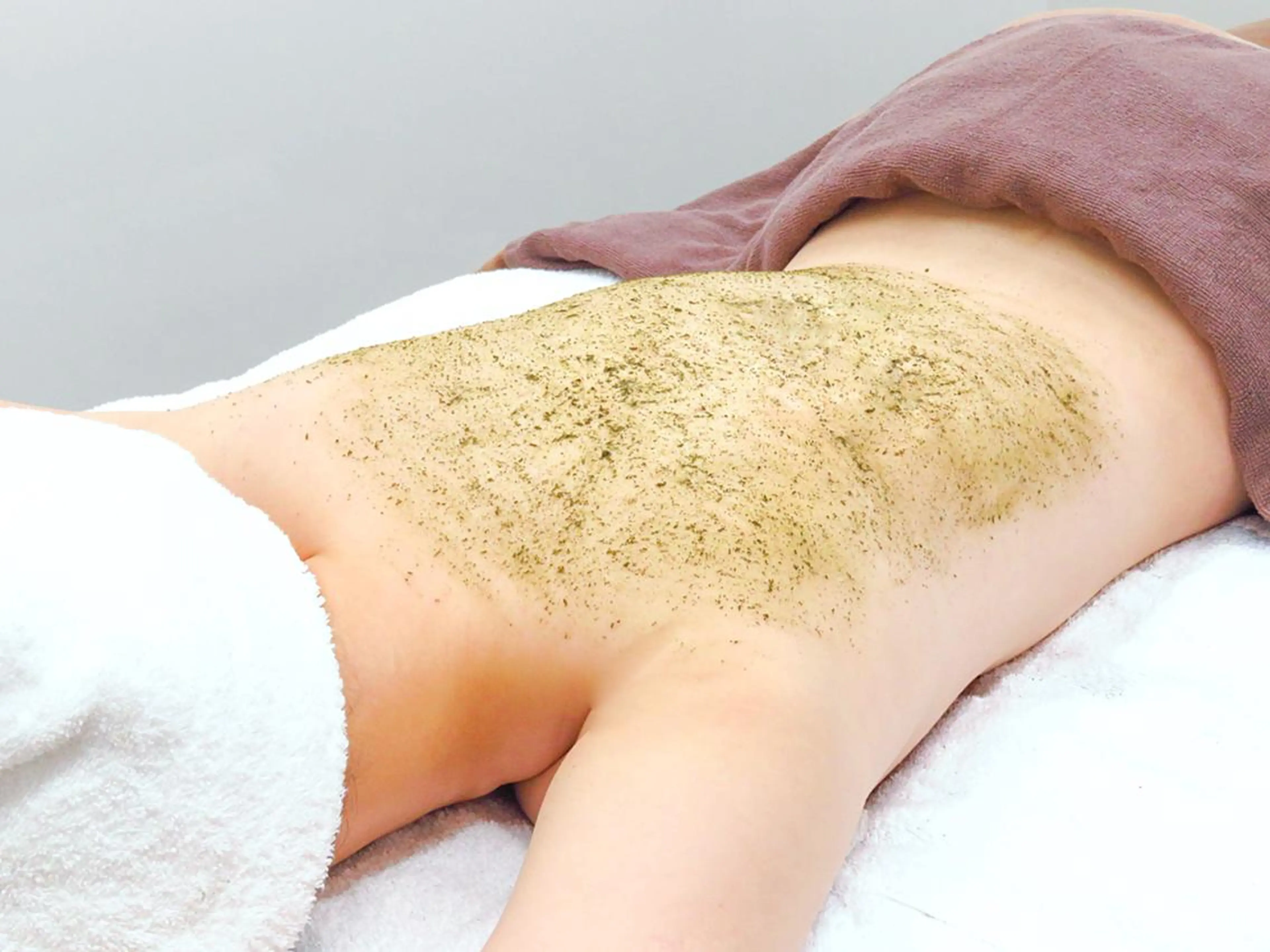 【新規限定】お背中陶肌ハーブピーリング《増量！》11,000円※メッセージにて予約確定※の写真