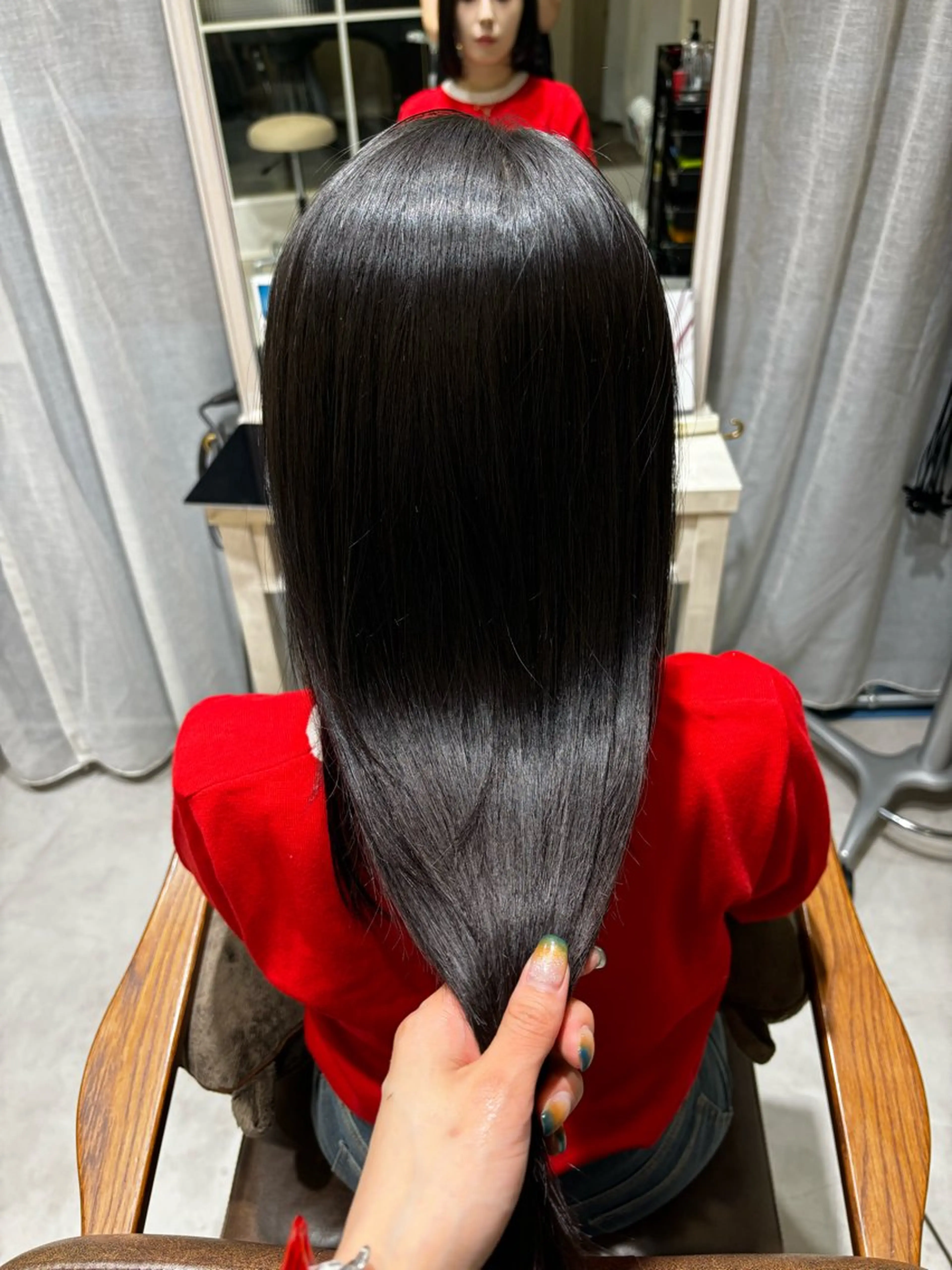 ロング ﾔﾏｼﾀ ﾘﾘのヘアスタイル