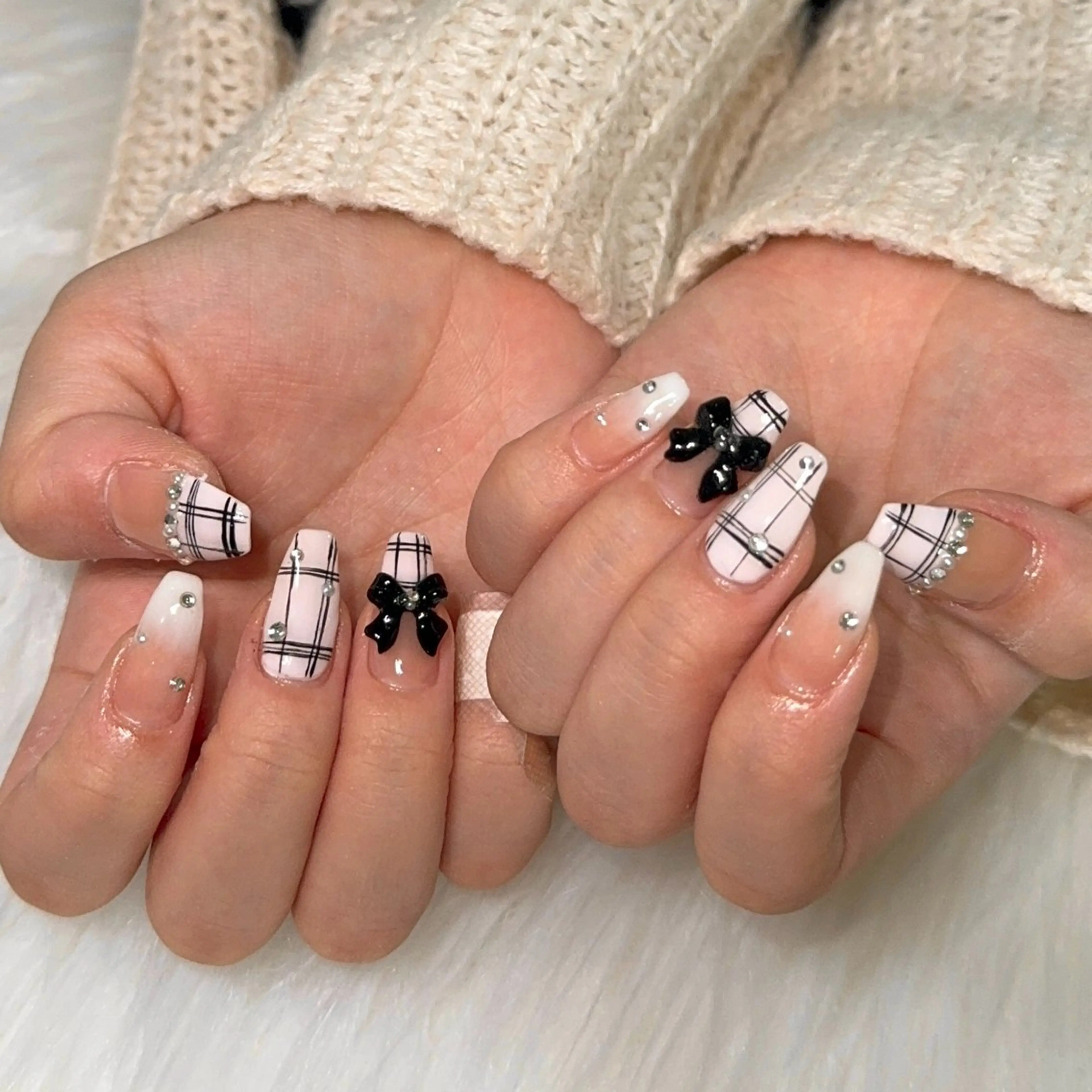 ネイル ハンドネイル 黒川 実祐のネイルデザイン