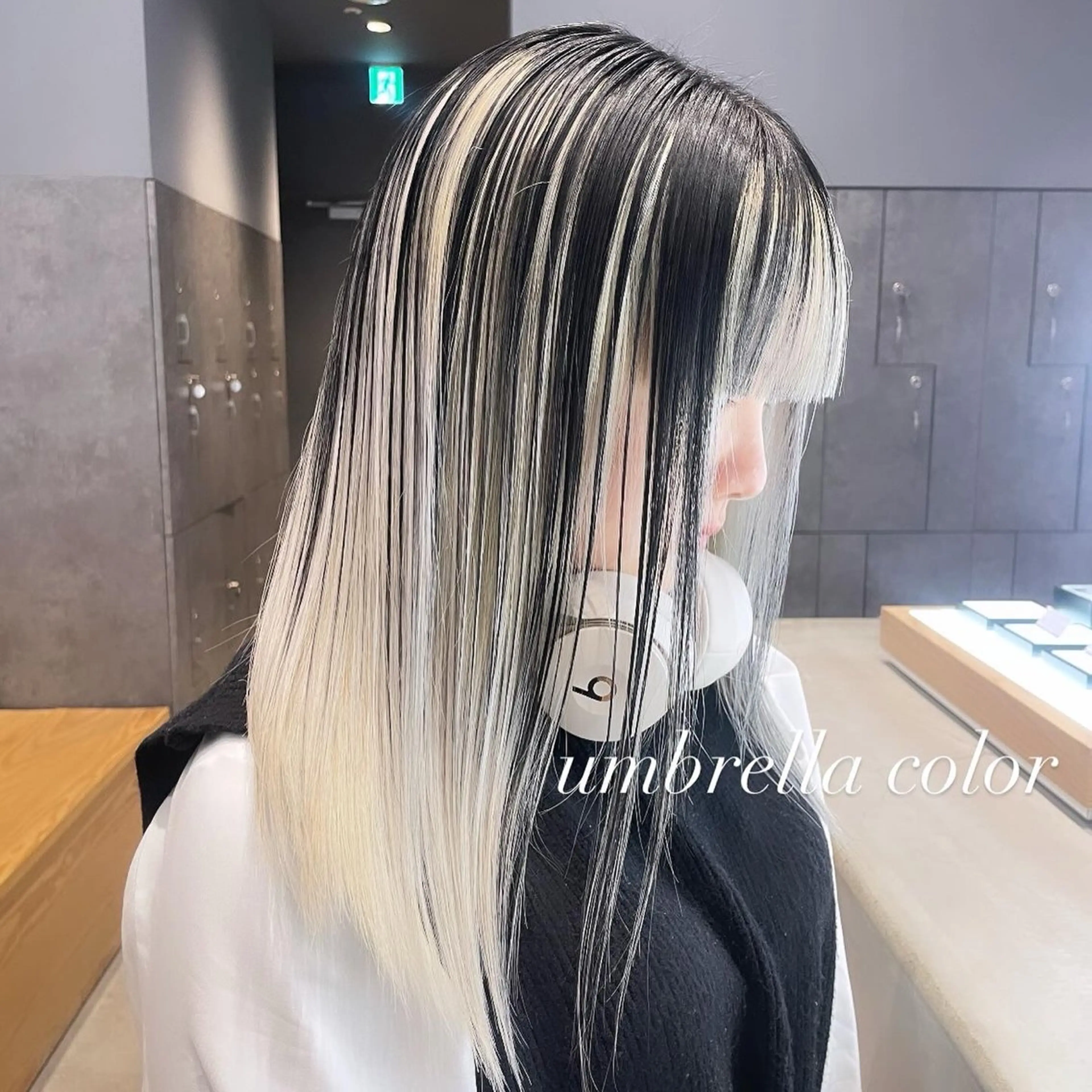 セミロング カラー カット ヘアカラー トリートメント ヘアセット 💜ハイトーン💛 マジカルかいちゃんのヘアスタイル