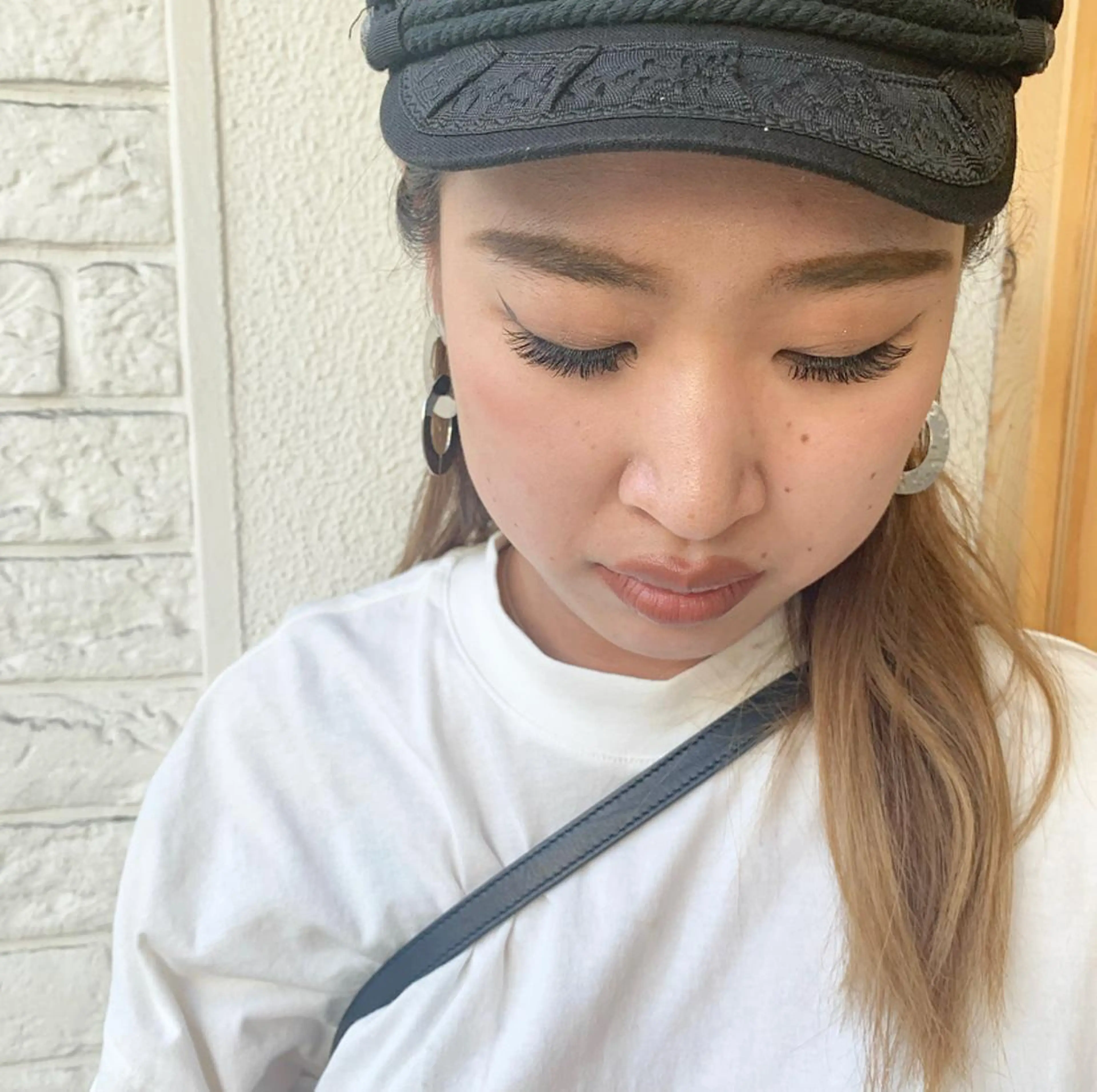 マツエク・マツパ 付け放題 Dカール フラットラッシュ H e l l a所属・まつげパーマ／眉毛 H e l l aの眉毛・アイブロウイメージ