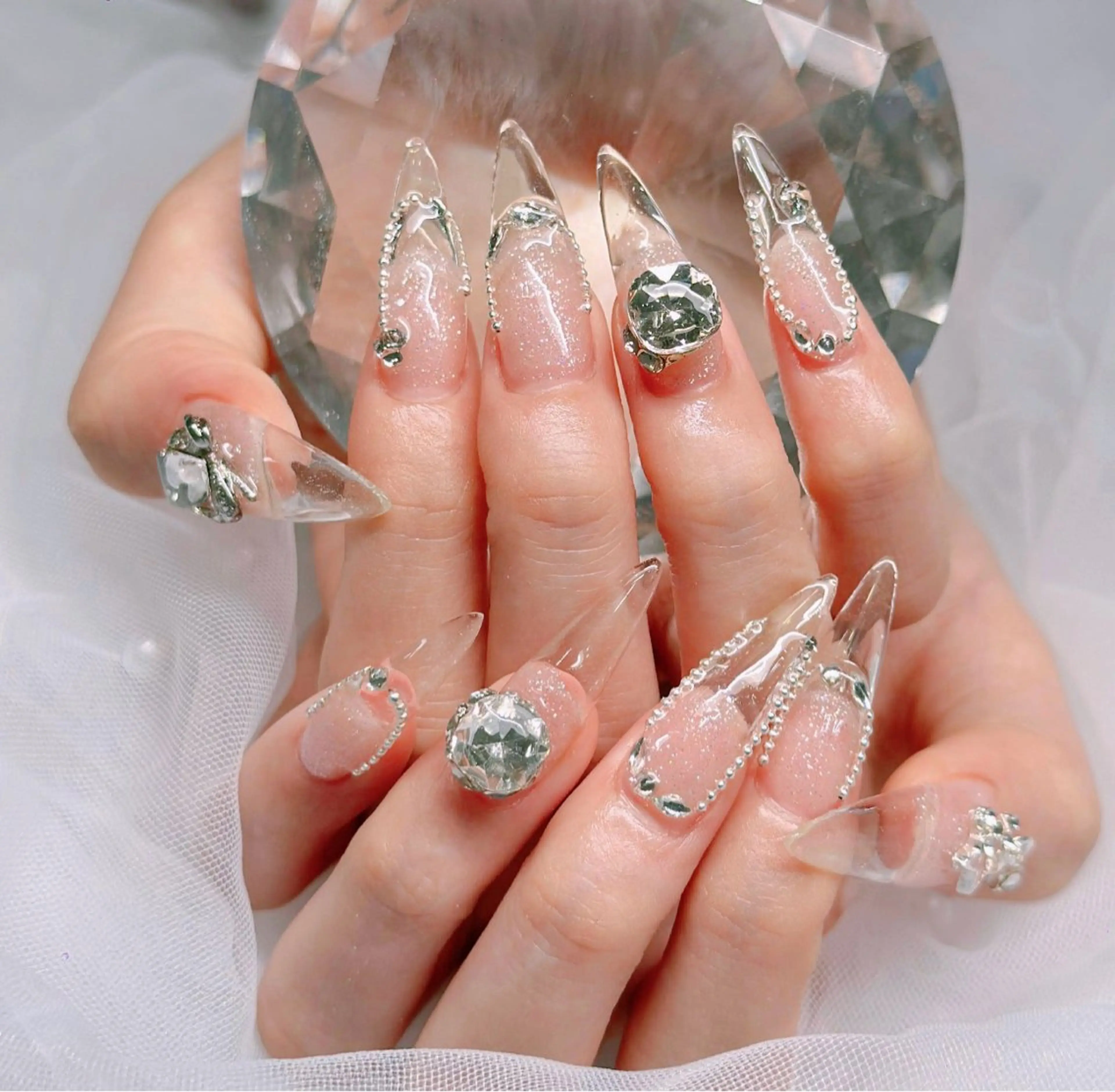 ネイル 長さ出し フレンチネイル 韓国ネイル レース マグネットネイル ハンドネイル 波 なみのネイルデザイン