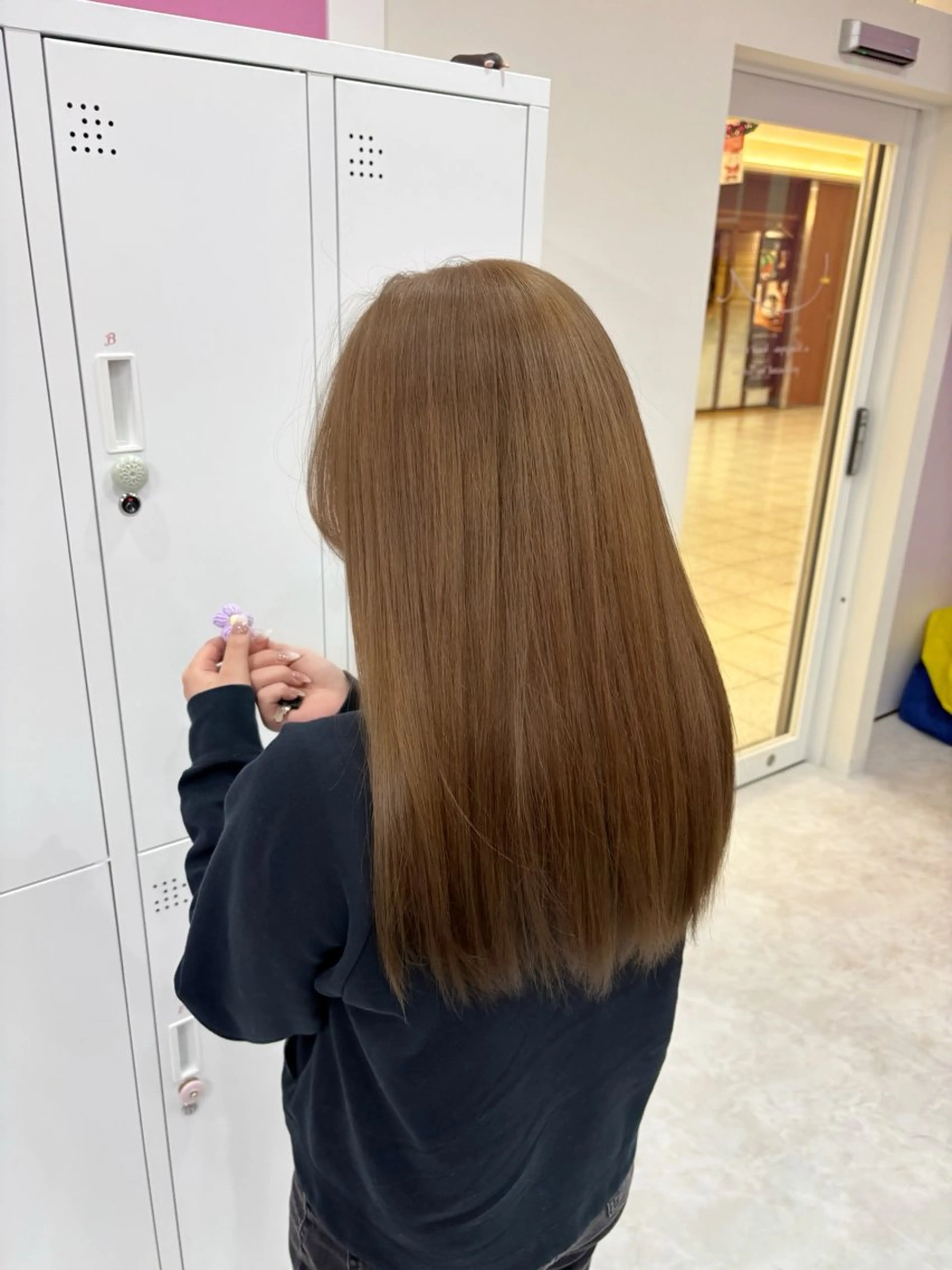 ロング カラー カット ヘアカラー トリートメント 伊藤 綾のヘアスタイル