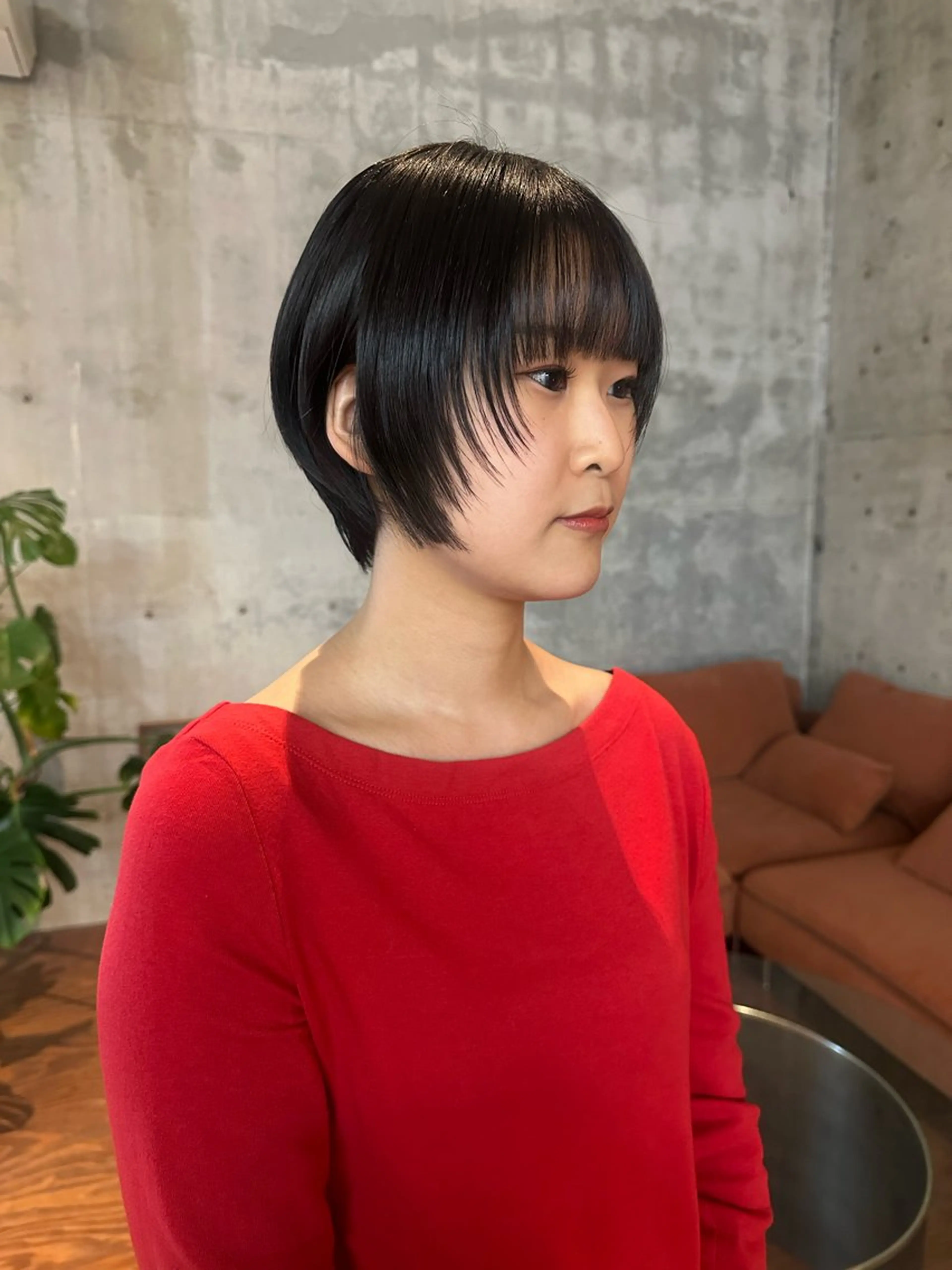 ショート カラー パーマ 顔まわりレイヤー 顔周りカット レイヤーカット ショートヘア 小顔カット 【sica】 nanaのヘアスタイル