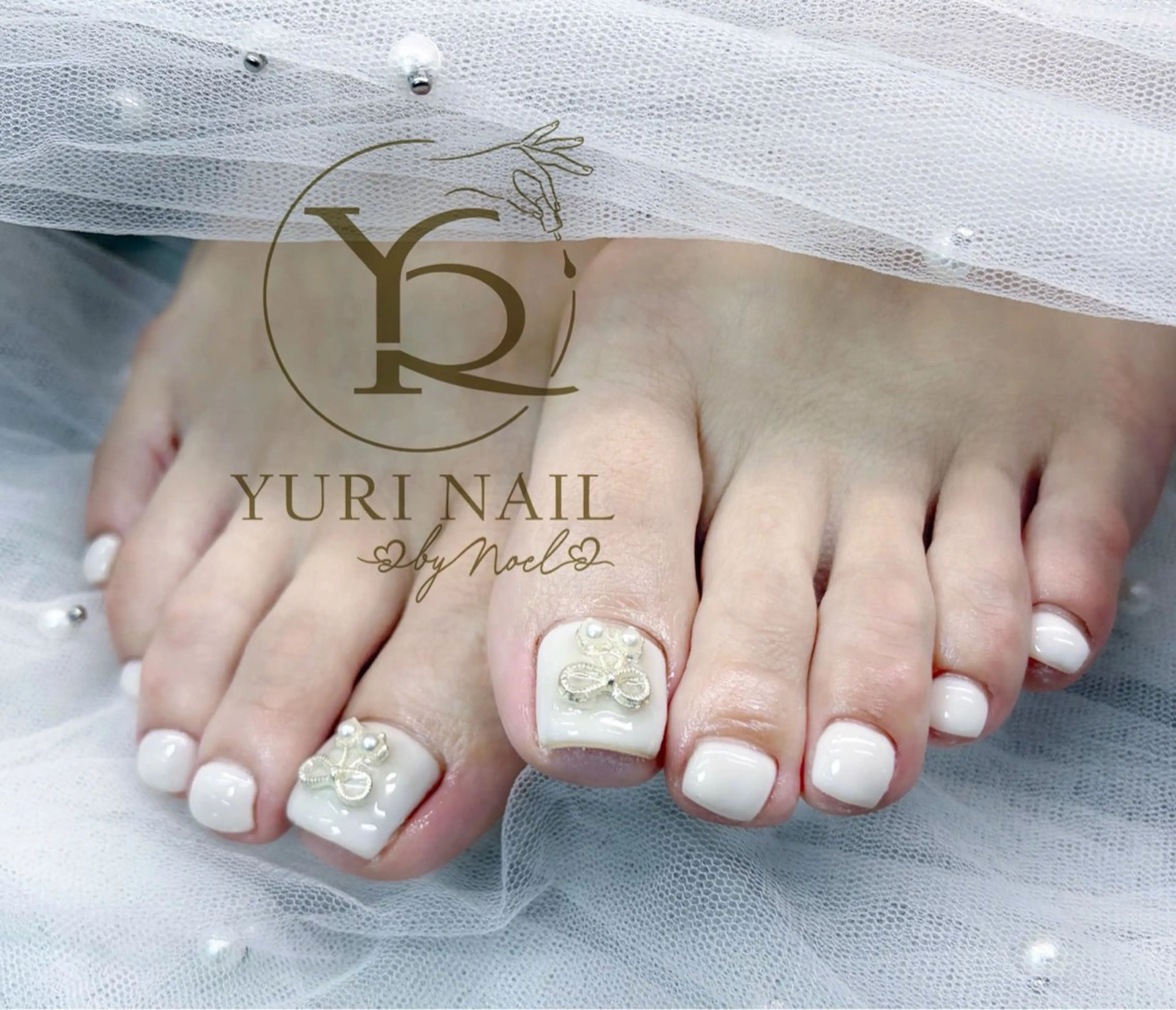 ネイル チークネイル フットネイル フレンチネイル 韓国ネイル 水色 ハンドネイル フットネイル ハンドケア YURI Nail Narita所属・YURI Nail NARITAのネイルデザイン