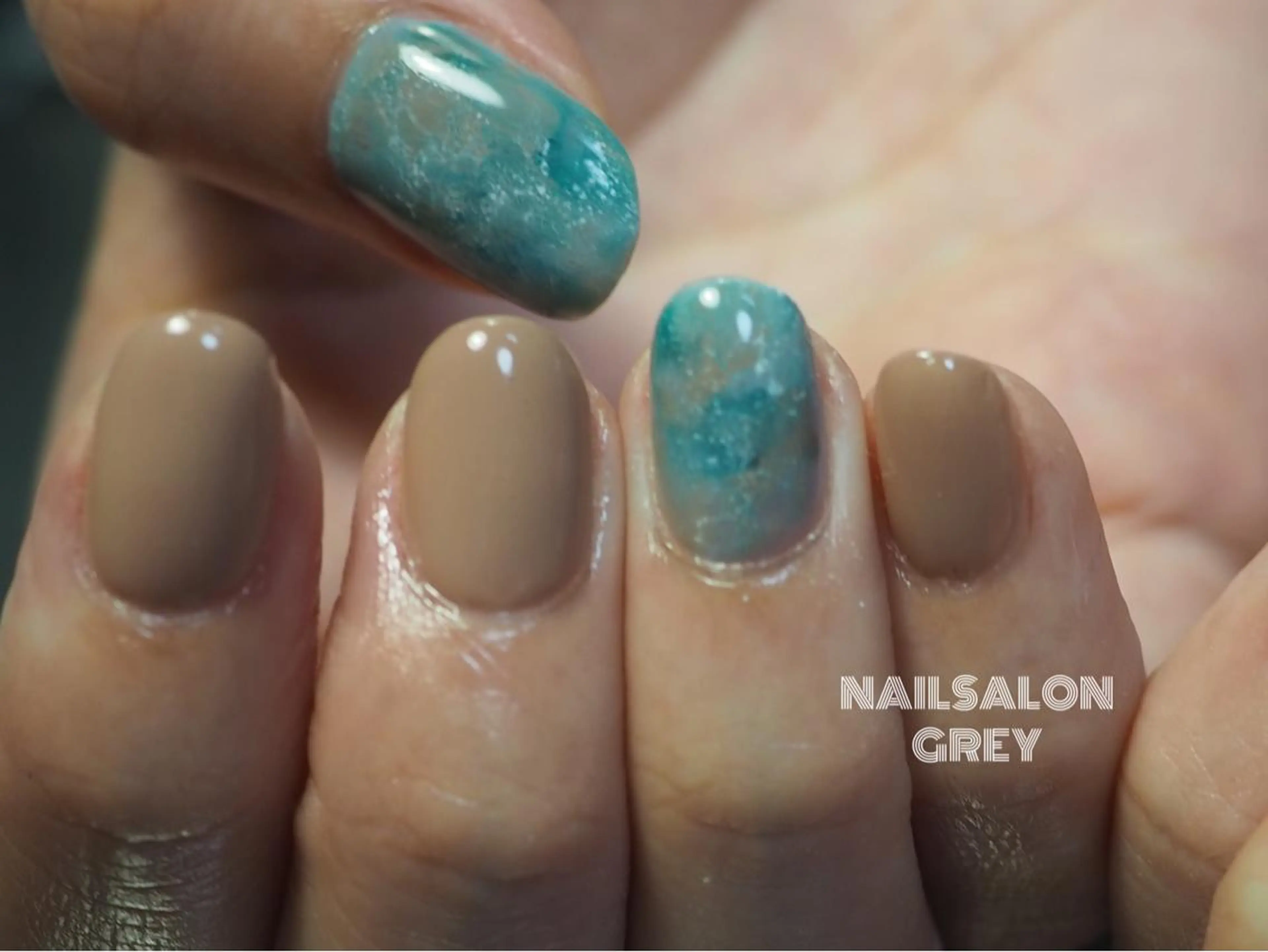 ネイル 【GREY】 TAIRAのネイルデザイン