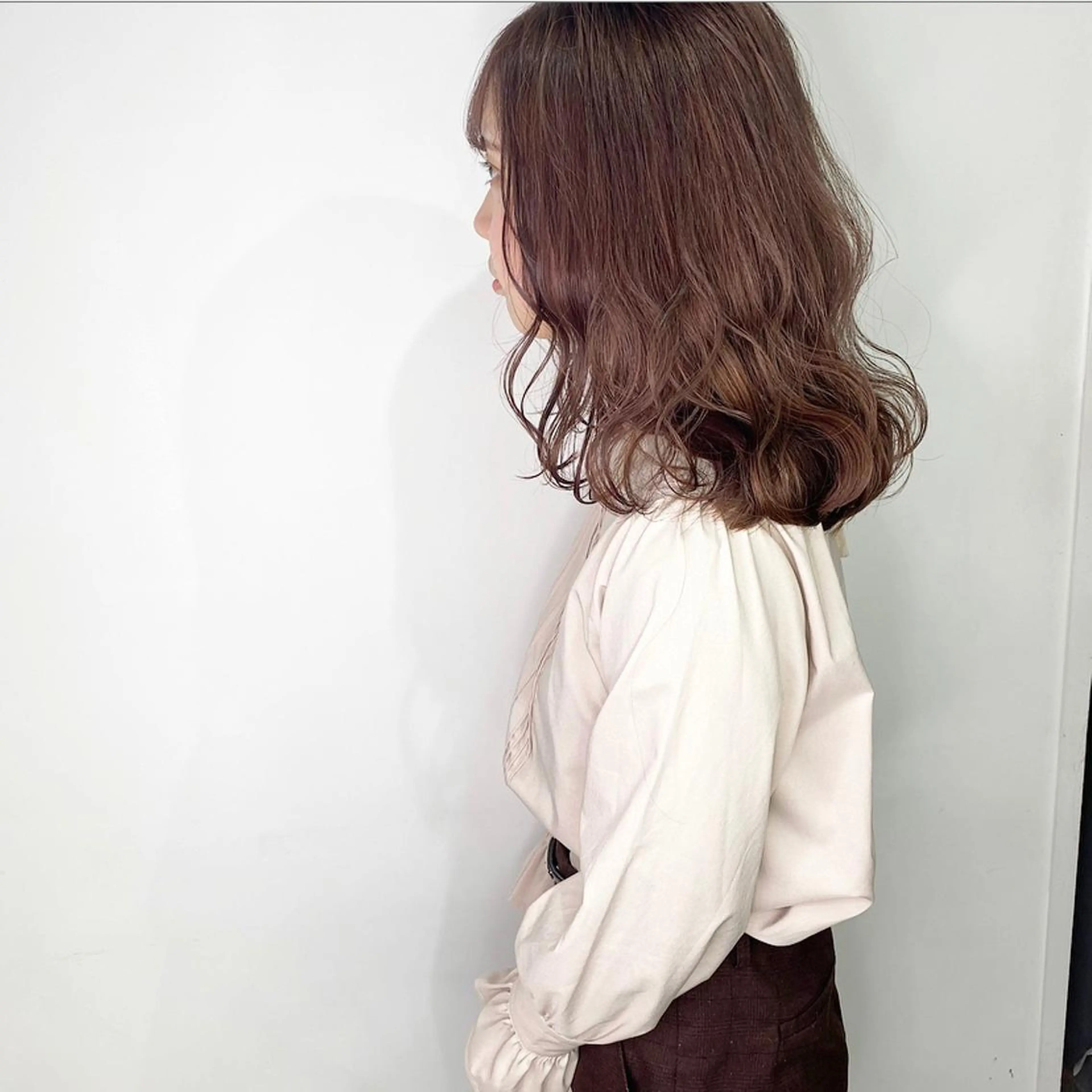 ミディアム 家里 圭子のヘアスタイル