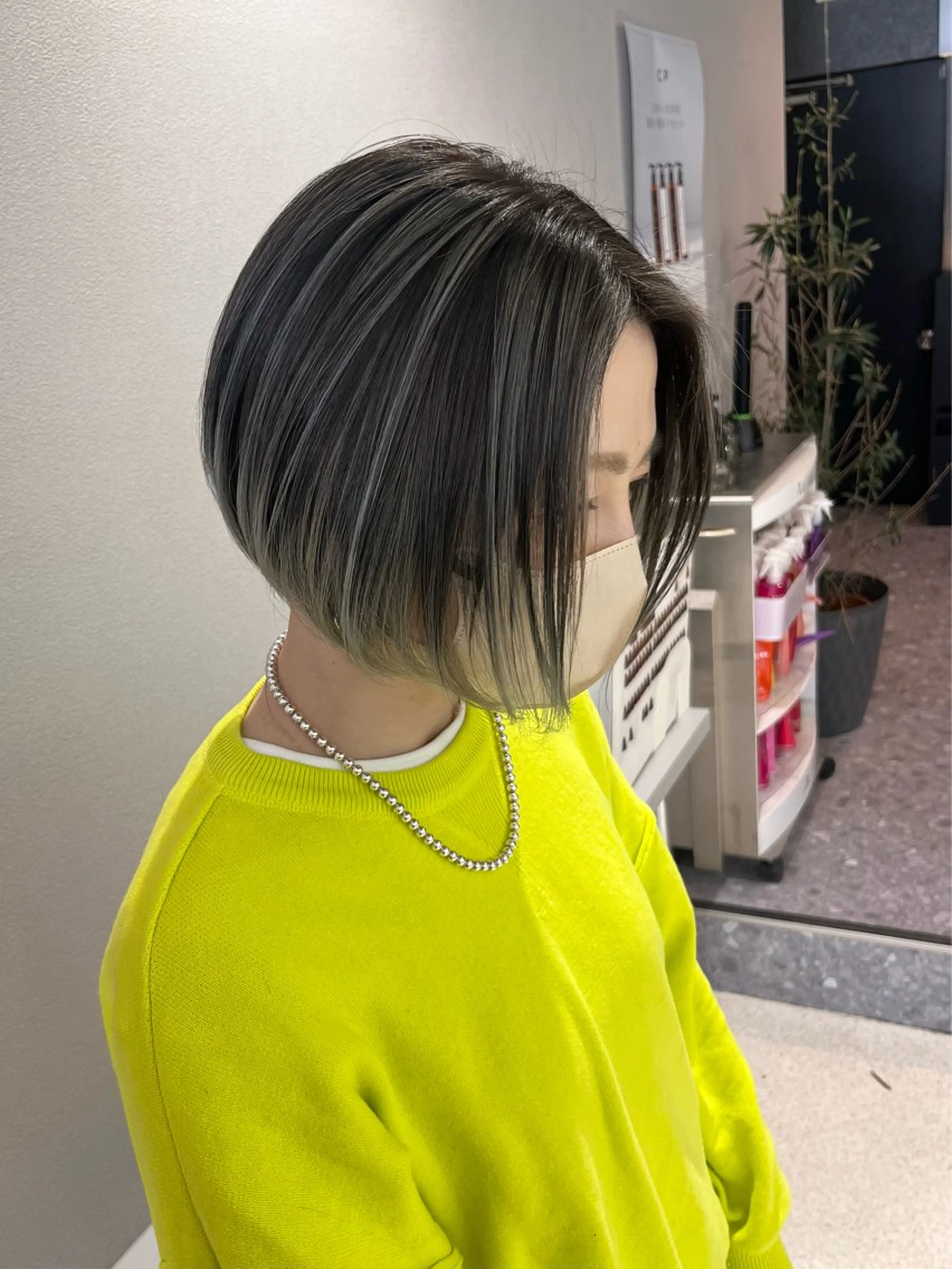 ショート カラー バレイヤージュ レイヤーカット KANA🎀韓国 🇰🇷ハイライトのヘアスタイル