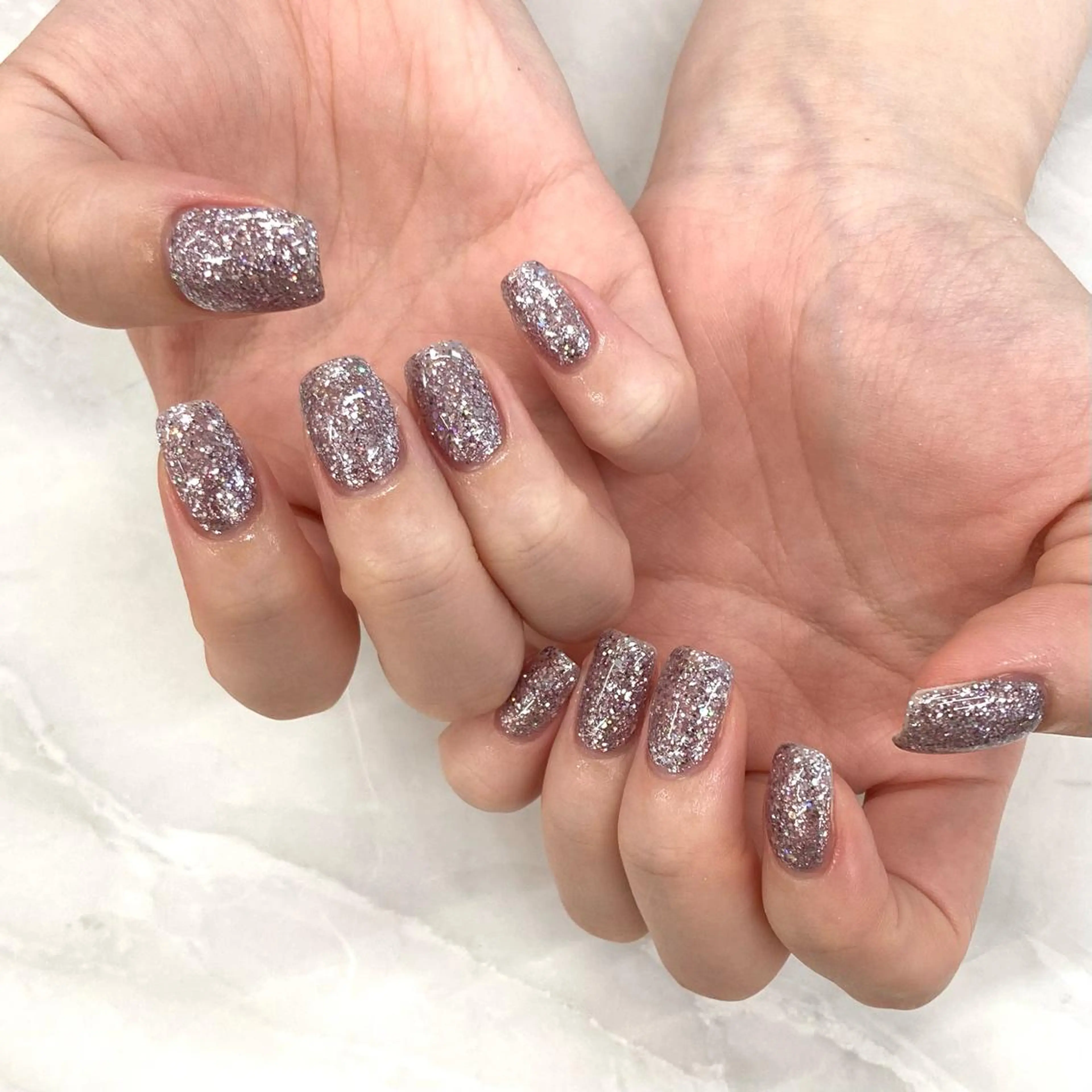 ネイル ラメ(グリッター) ワンカラーネイル KODA308 Saoriのネイルデザイン