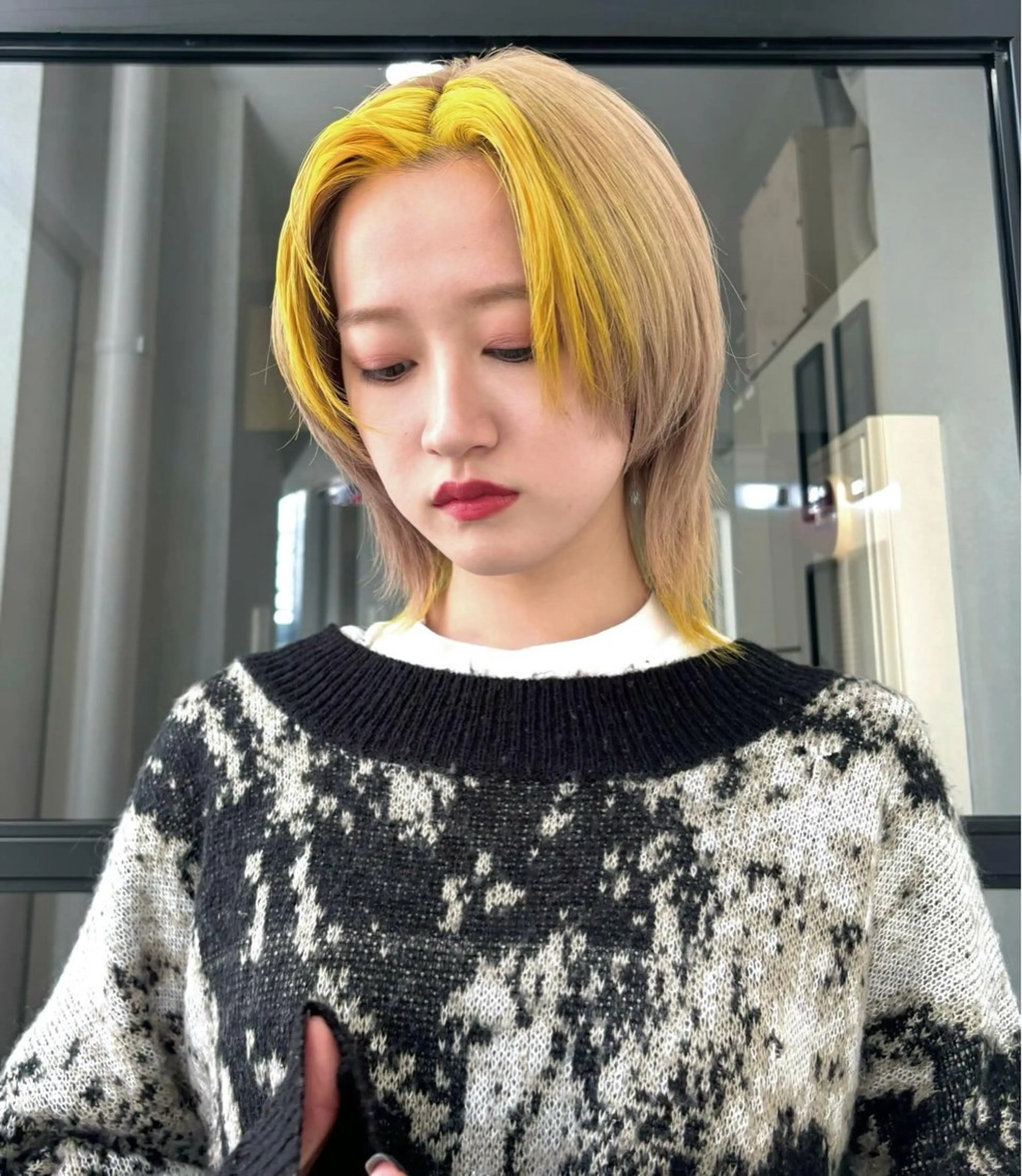 カラー 原田 朱里のヘアスタイル