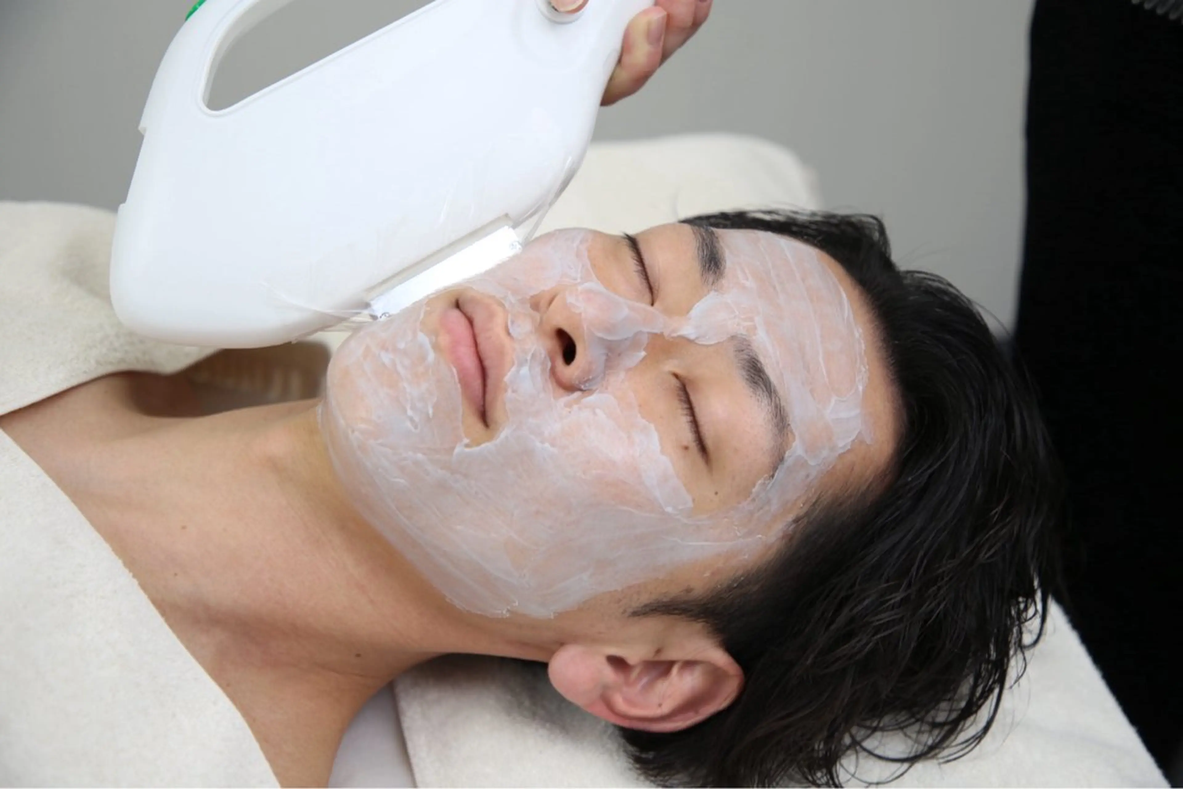 《メンズ》プラズマ脱毛【フェイス】の写真