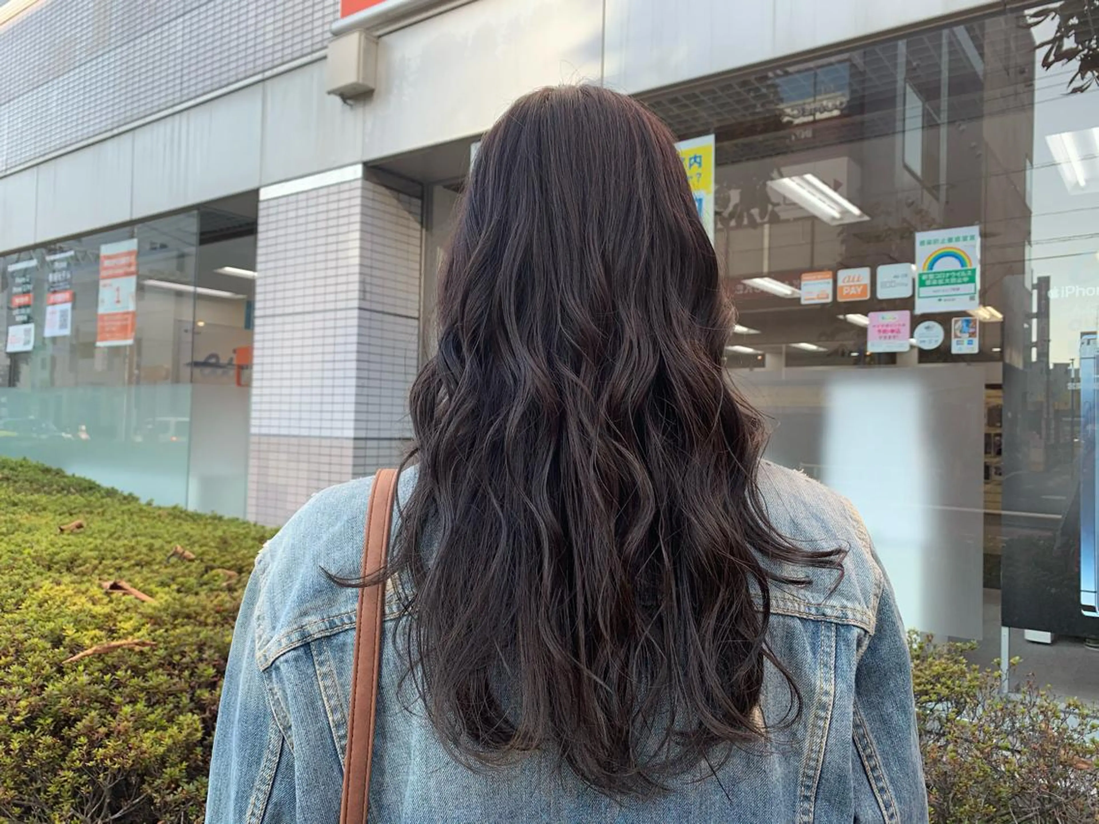 ロング カラー 遊佐 瑞紀のヘアスタイル