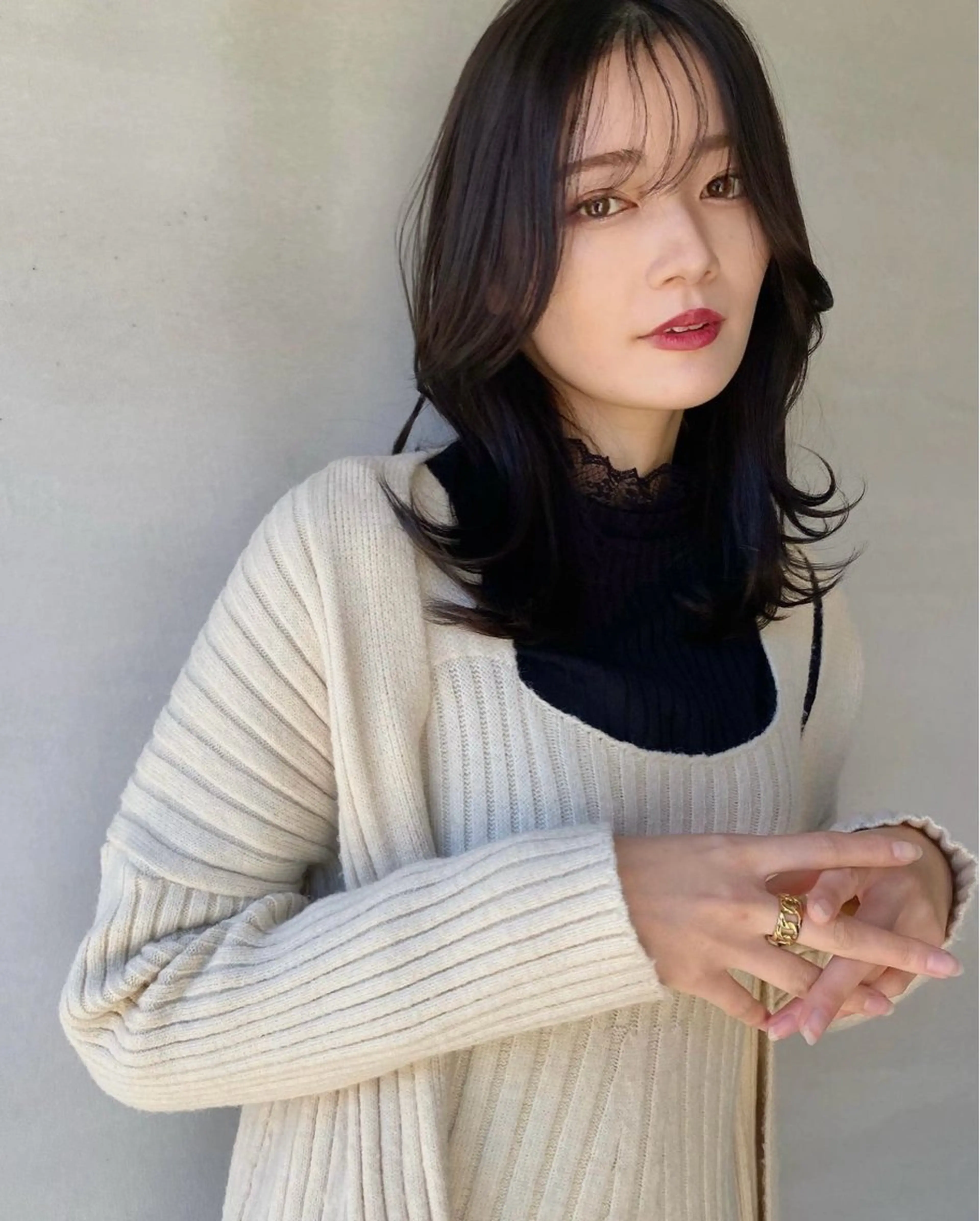 セミロング カラー 宝の 髪のヘアスタイル