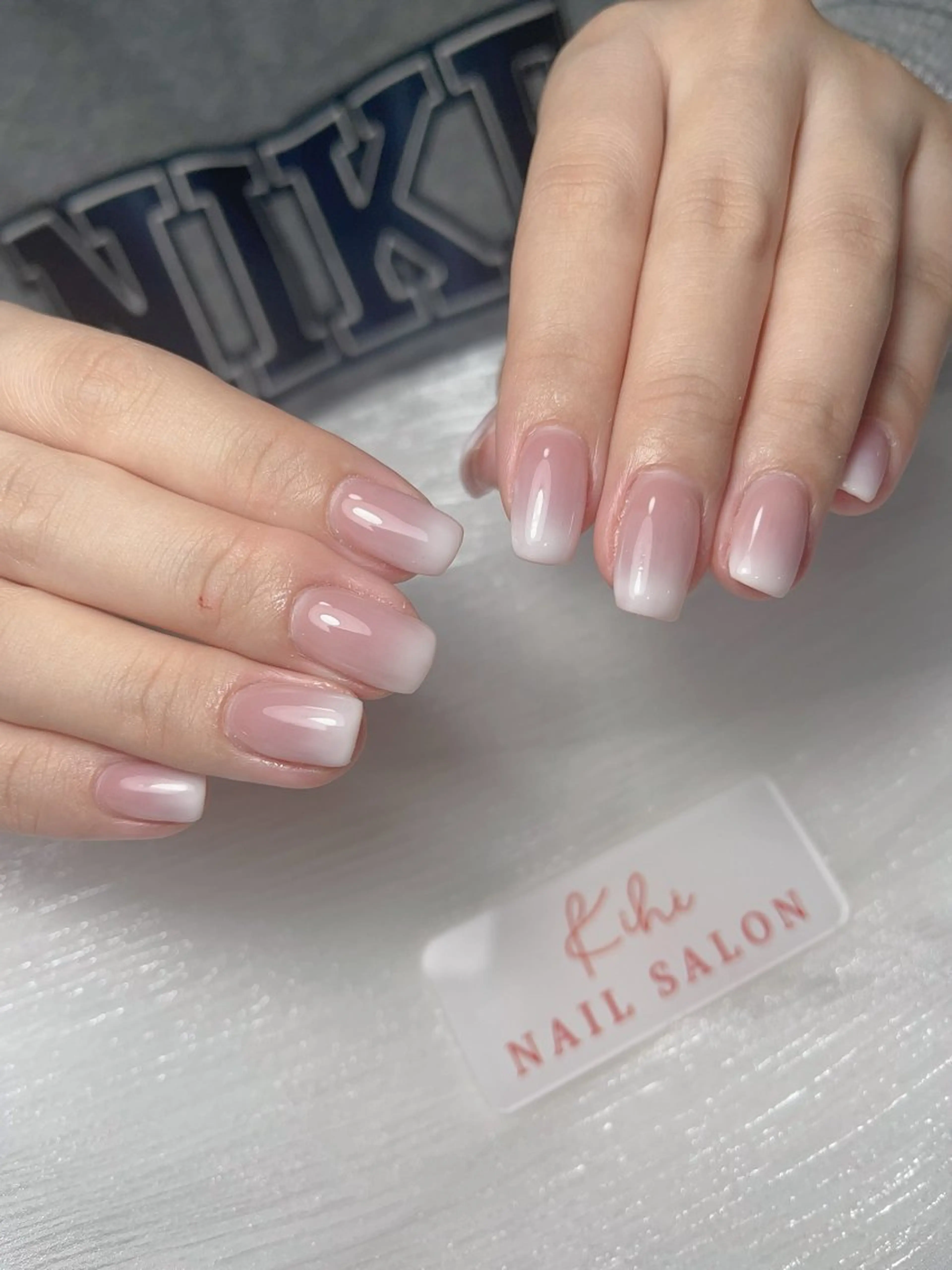 ネイル アートネイル フレンチネイル ジェルネイル グラデーション 韓国ネイル ハンドネイル 💕鈴木ユリ パラジェル/オフ無料のネイルデザイン