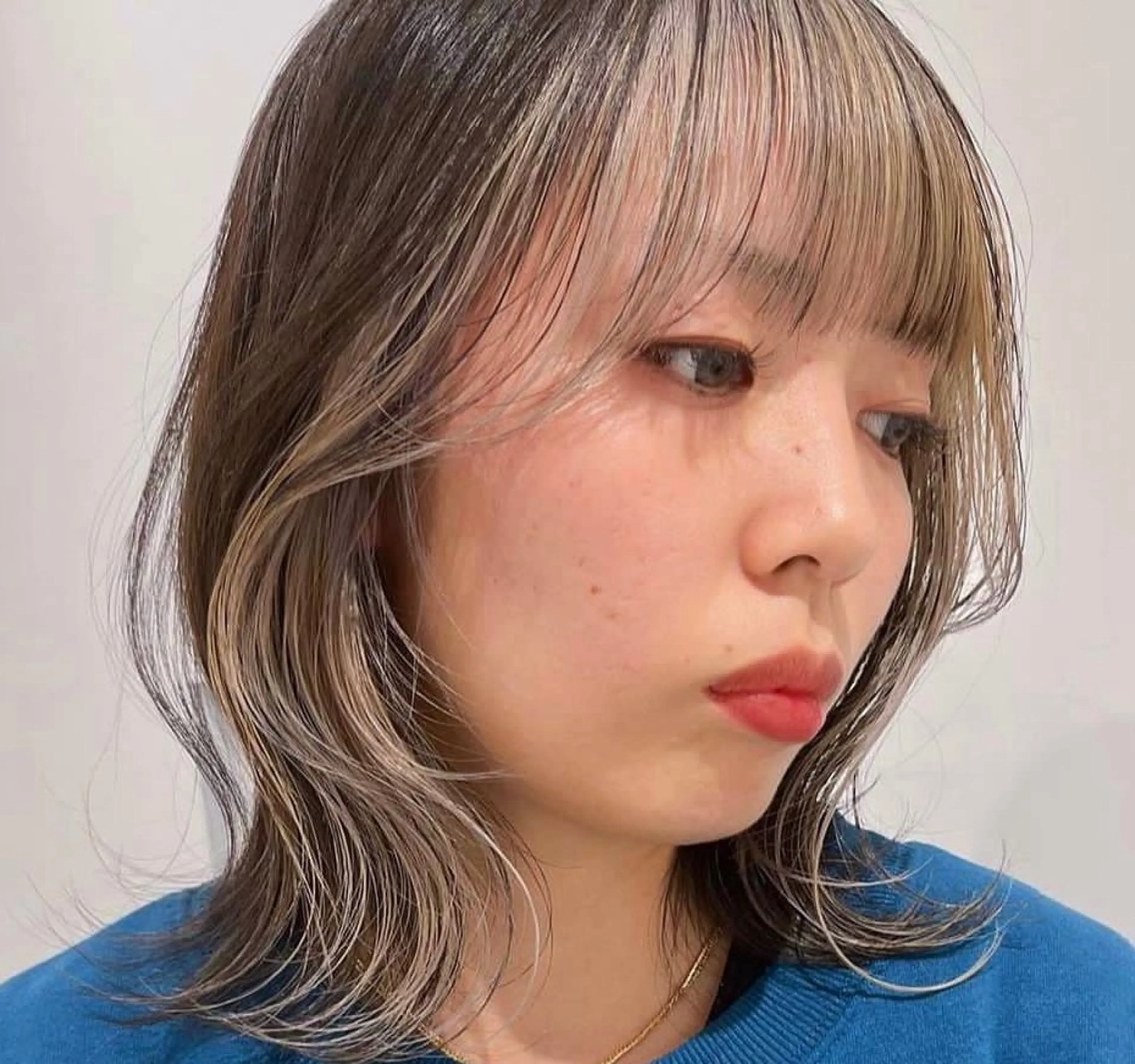 ミディアム femme所属・femme YUIのヘアスタイル