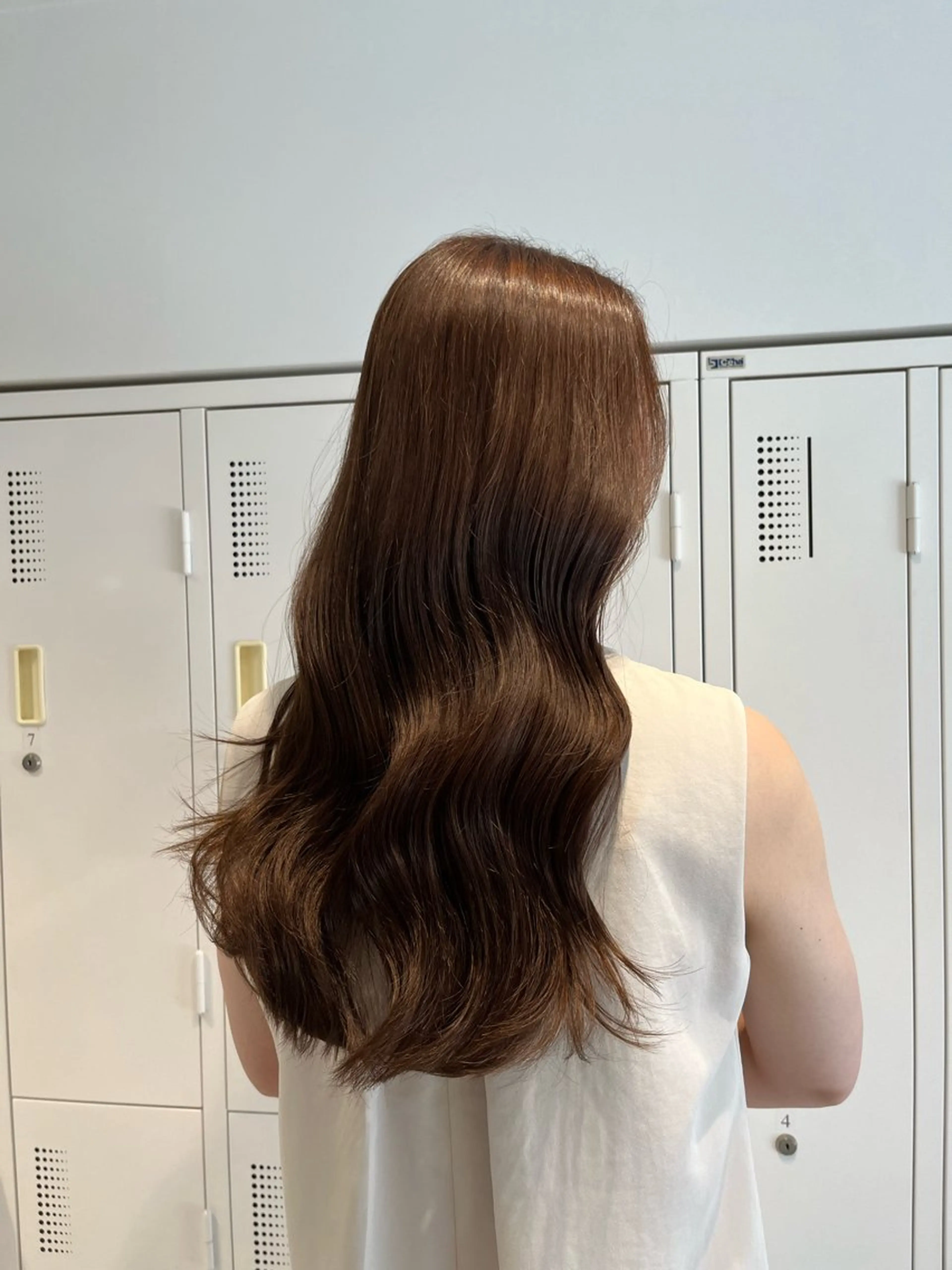 カラー ブラウンカラー 髪質改善 縮毛矯正 ヘアカラー トリートメント 縮毛矯正／レイヤー／ 髪質改善／海月のヘアスタイル