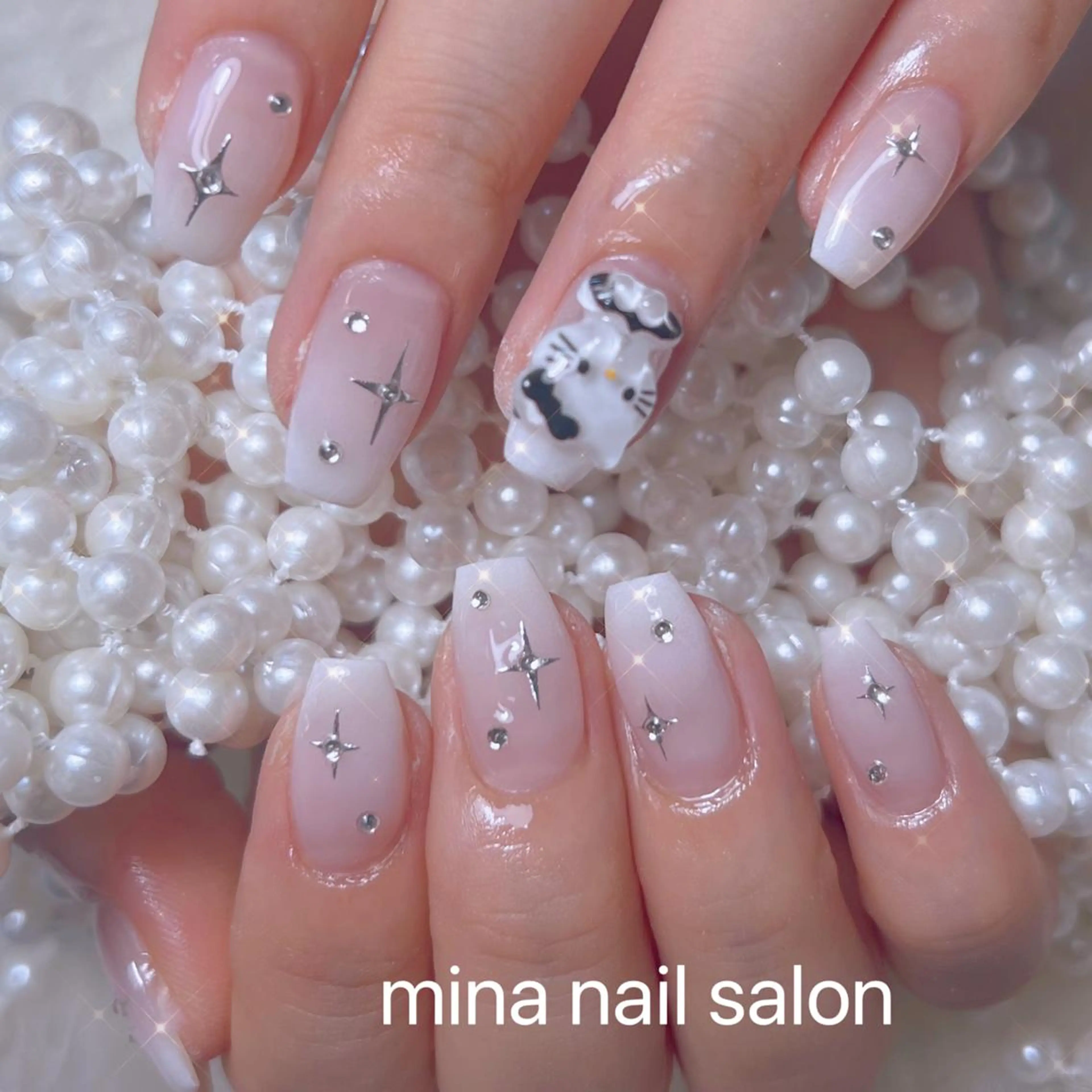 ネイル 🎀まゆ 🪽🐾のネイルデザイン