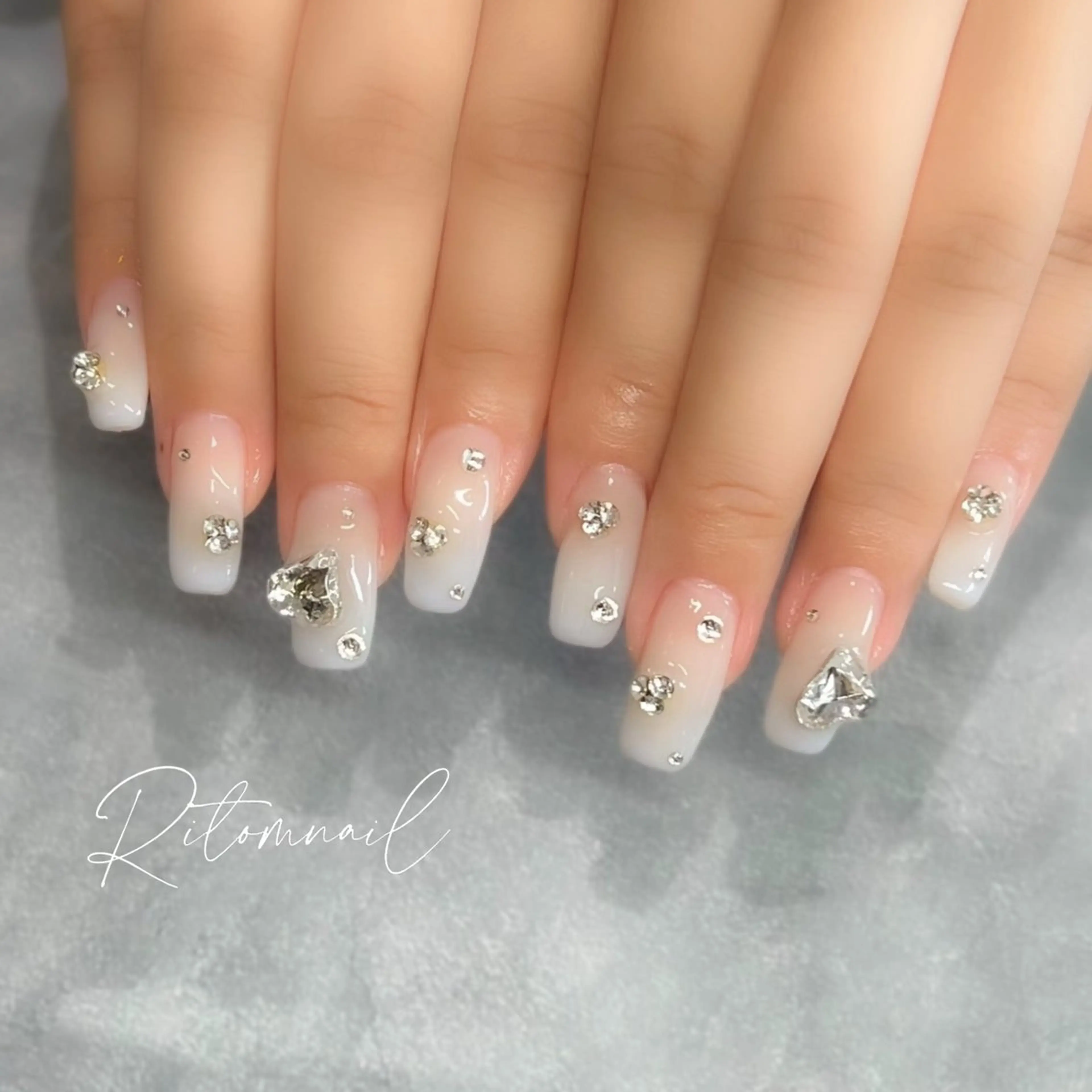 ネイル ritom.nail所属・nailist shioriのネイルデザイン