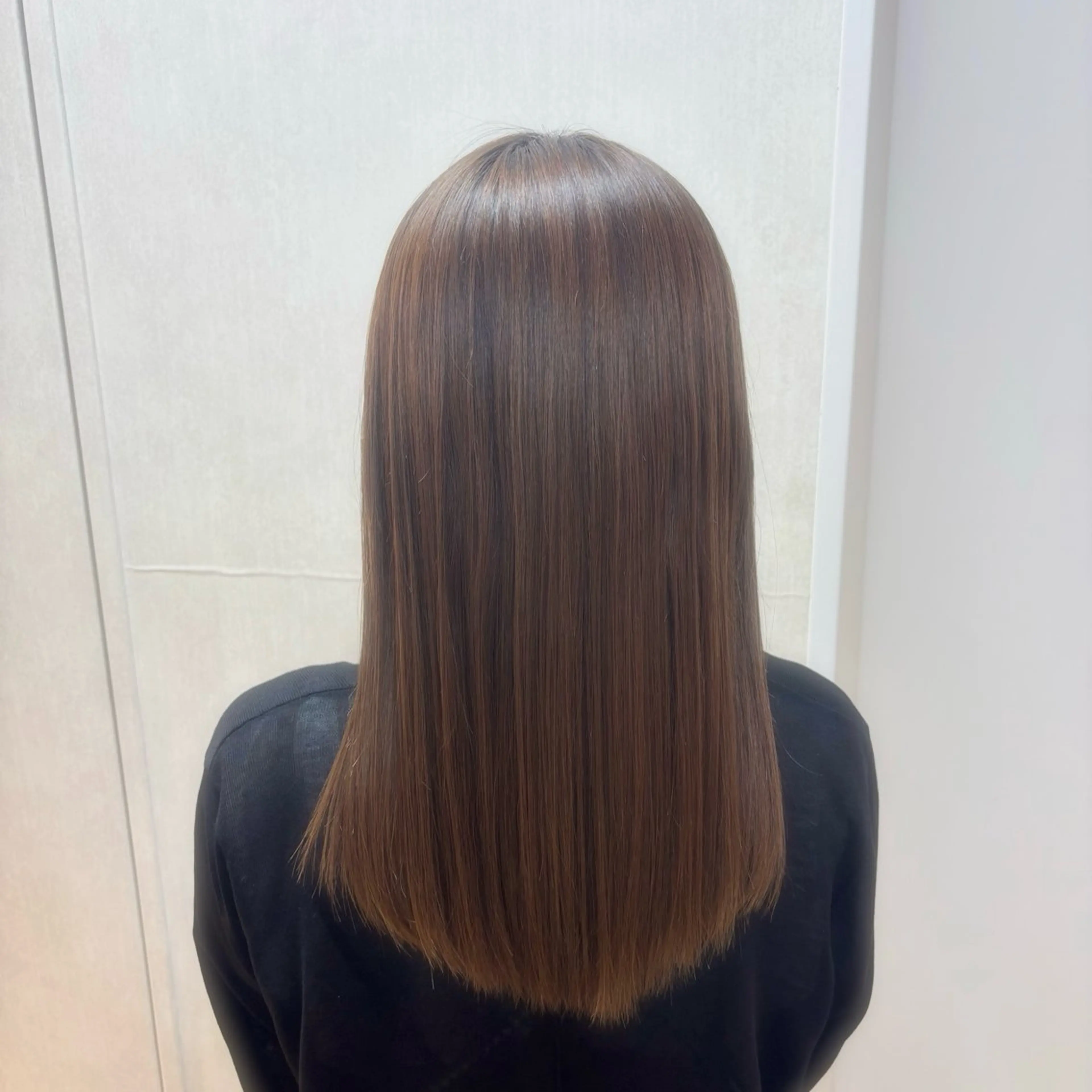 セミロング トリートメント 透明感/ベージュ/ 顔周り/yuna.のヘアスタイル