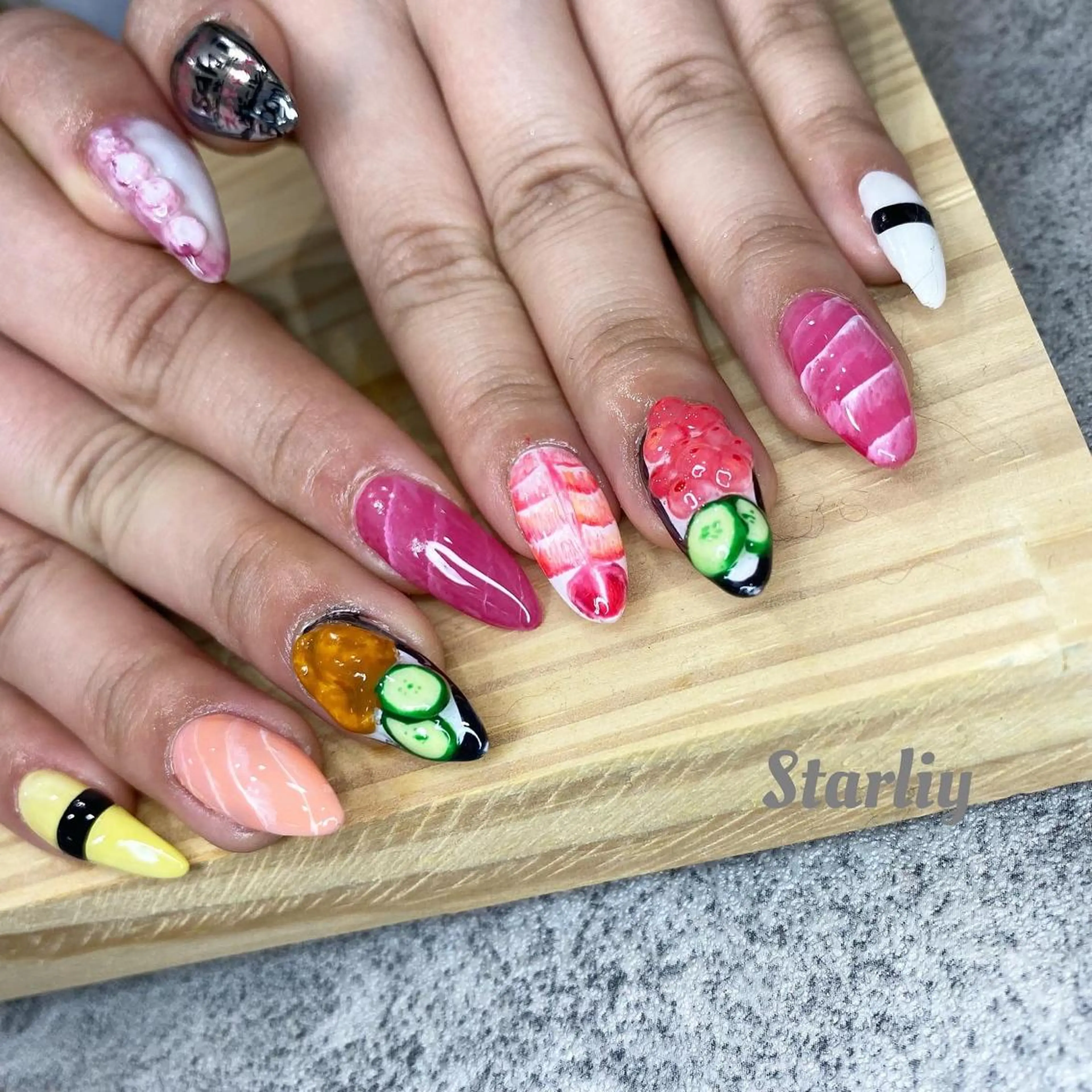 ネイル Starliy所属・~Starliy~ 三重県津市のネイルデザイン