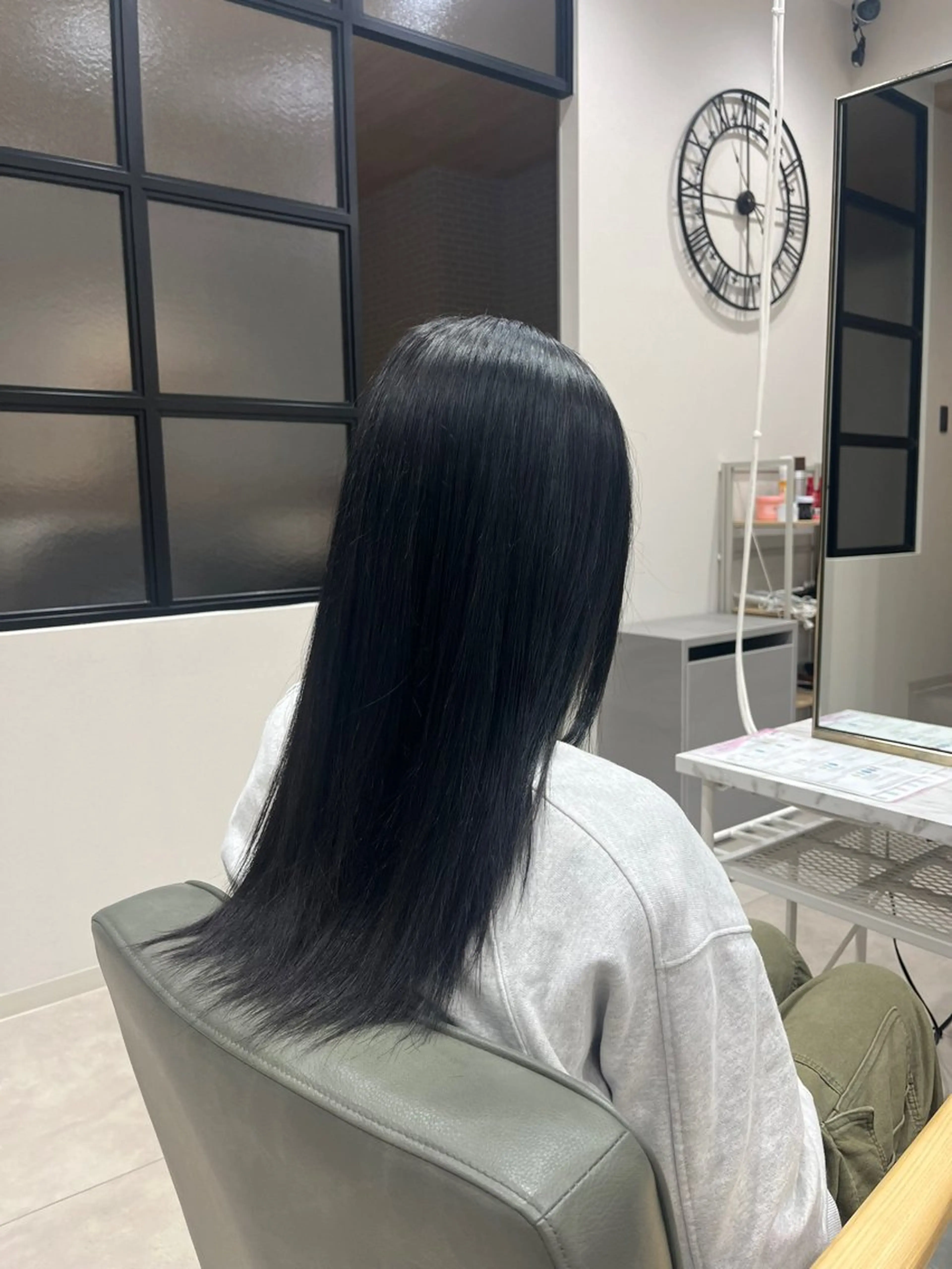 カラー ヘアカラー トリートメント Lapel green所属・カラーモデル Takahataのヘアスタイル