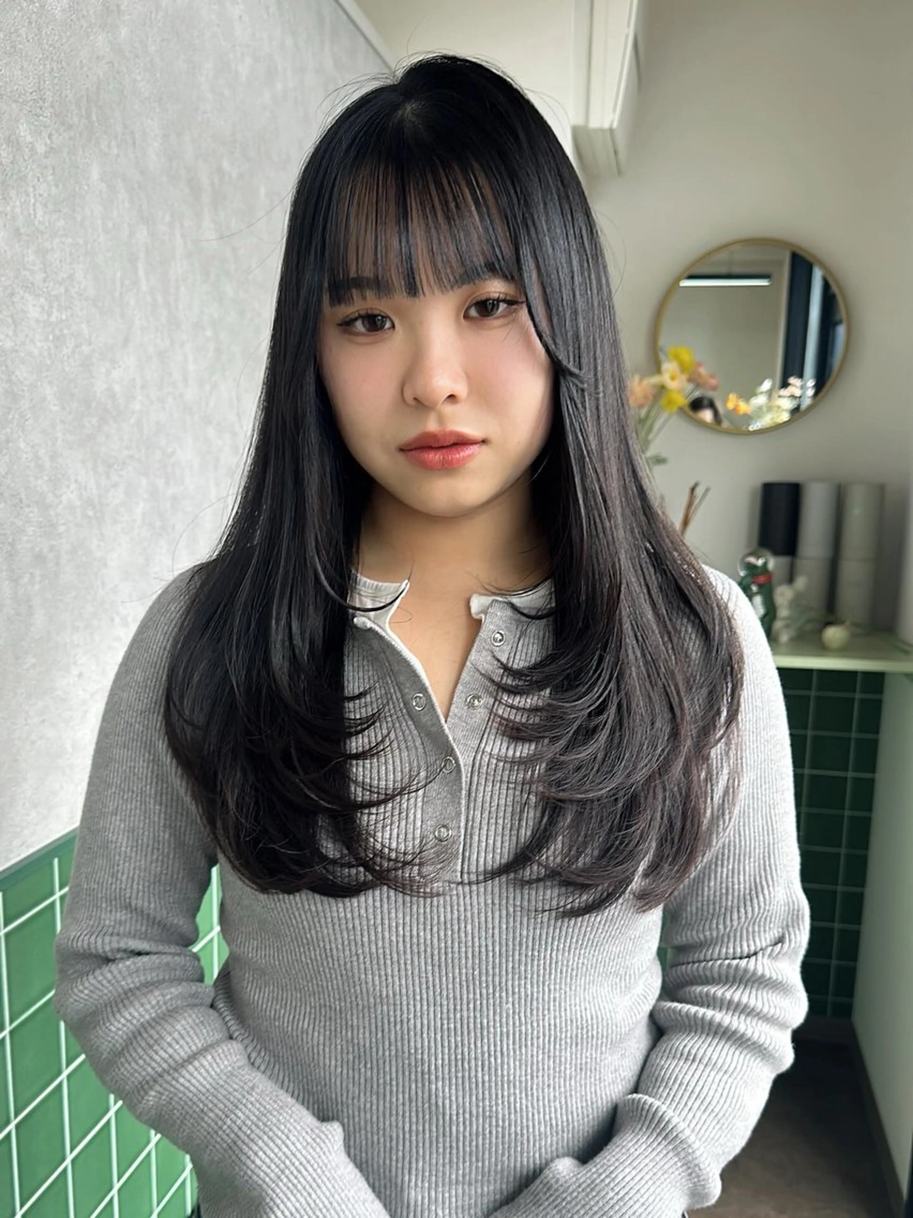 ロング レイヤーカット ヘアカラー トリートメント 当日限定 クーポン◎井口朝香のヘアスタイル