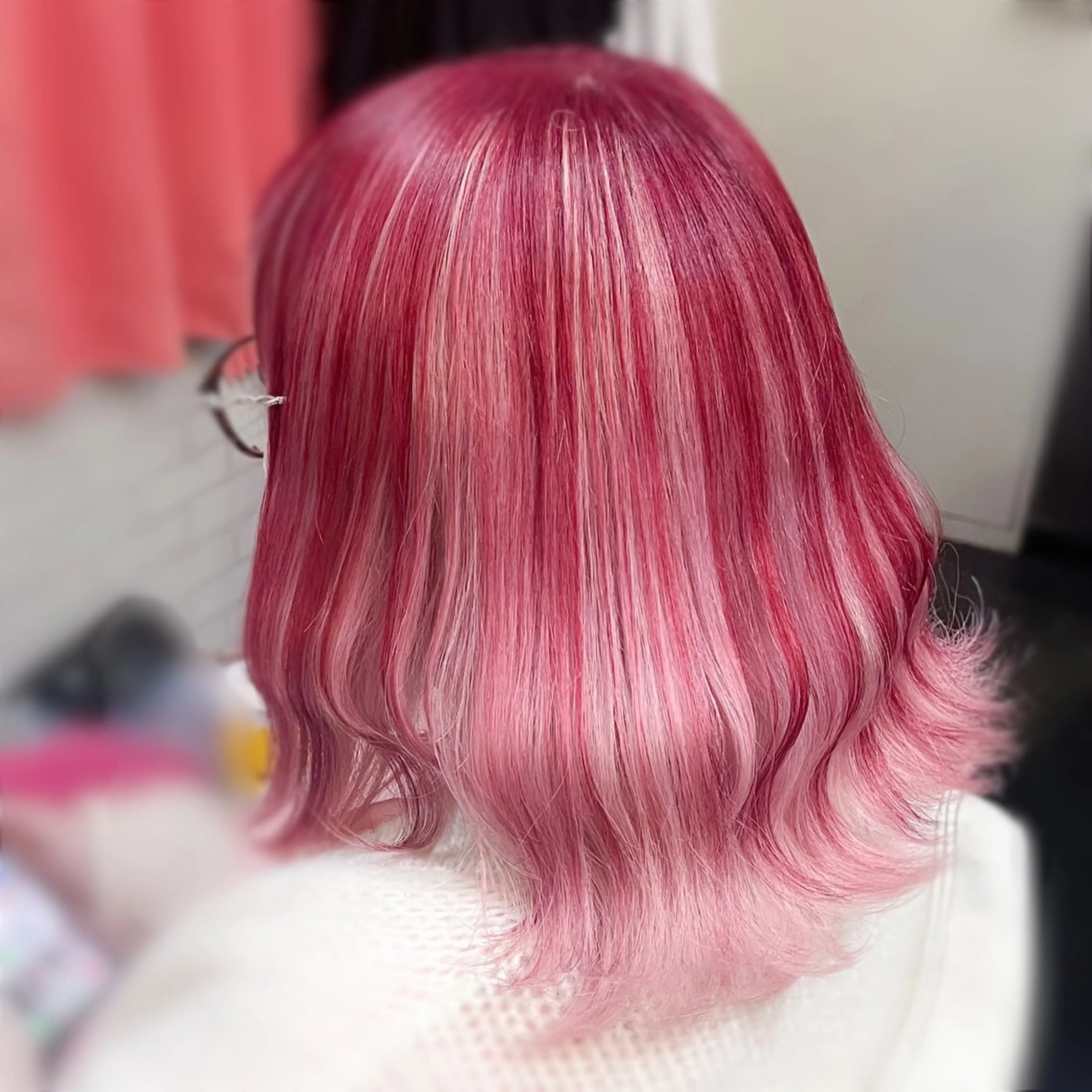 ミディアム カラー ヘアアレンジ ブリーチ ケアブリーチ ピンクカラー レッドカラー トリートメント ヘアカラー トリートメント Kimura Shinyaのヘアスタイル