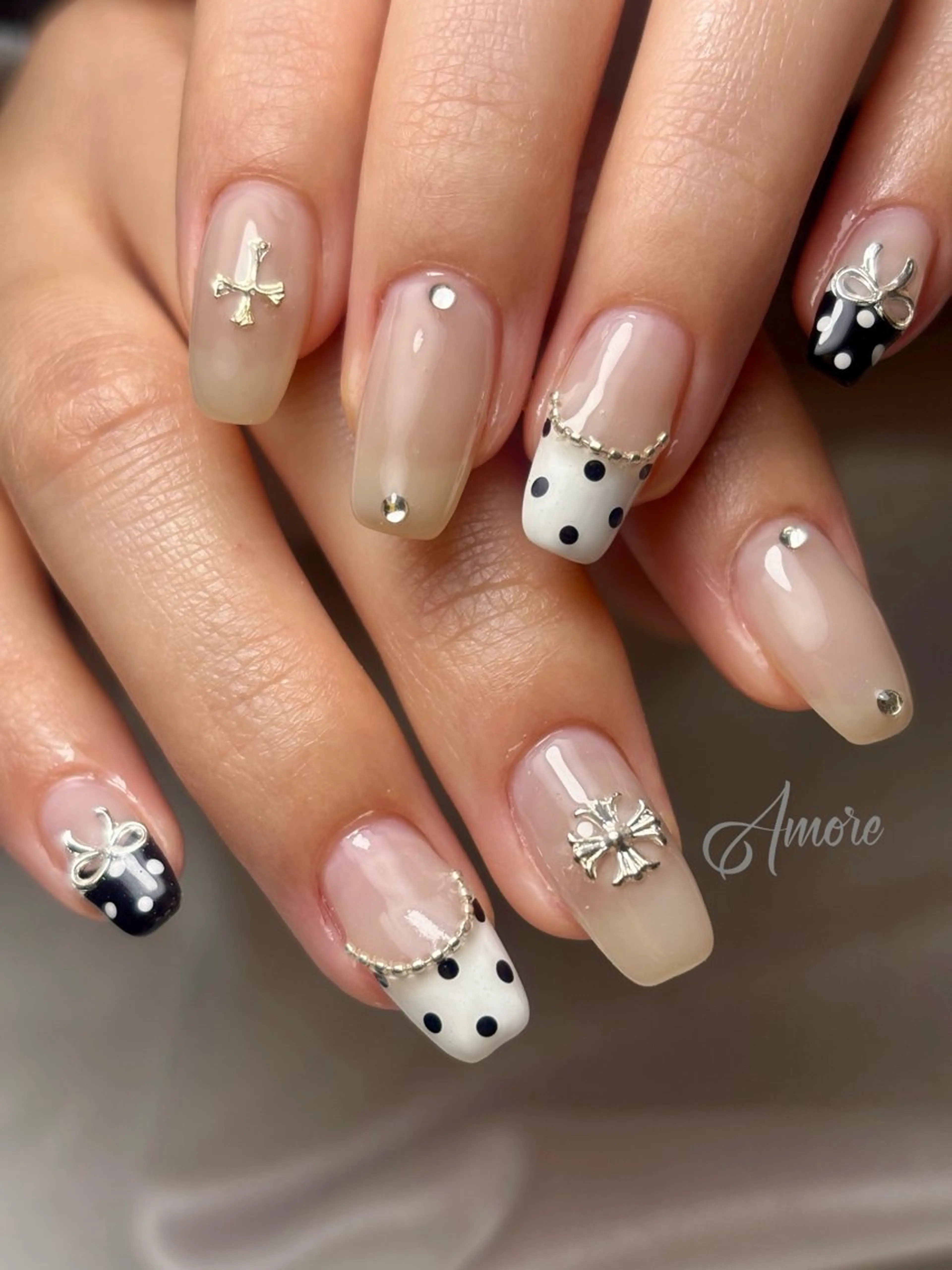 ネイル 桜ネイル ジェルネイル キラキラネイル 韓国ネイル マグネットネイル You kyehwaのネイルデザイン