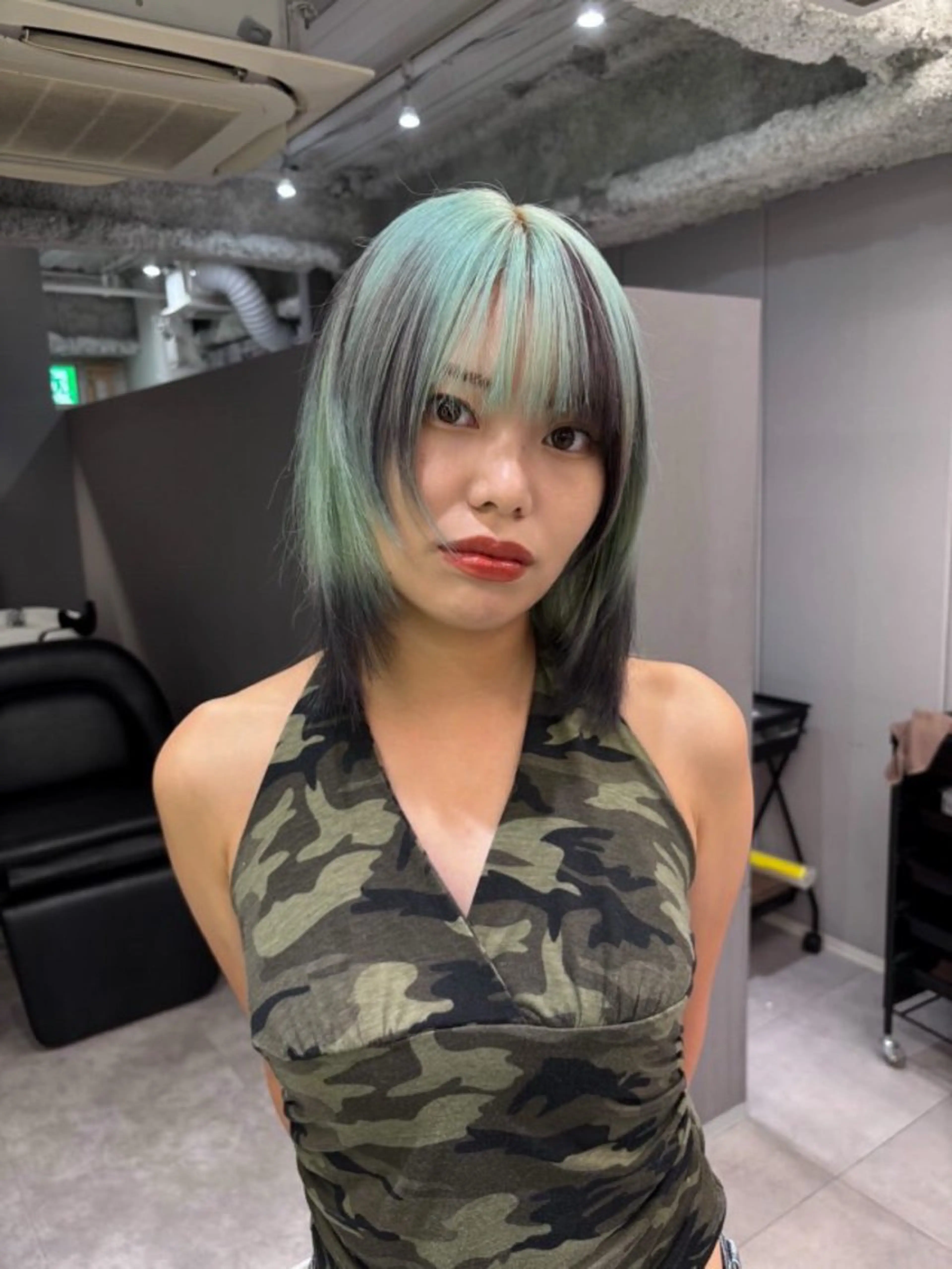 ミディアム カラー デザインカラー ヘアカラー 名古屋／デザイン／ ブリーチ/松井亮磨のヘアスタイル