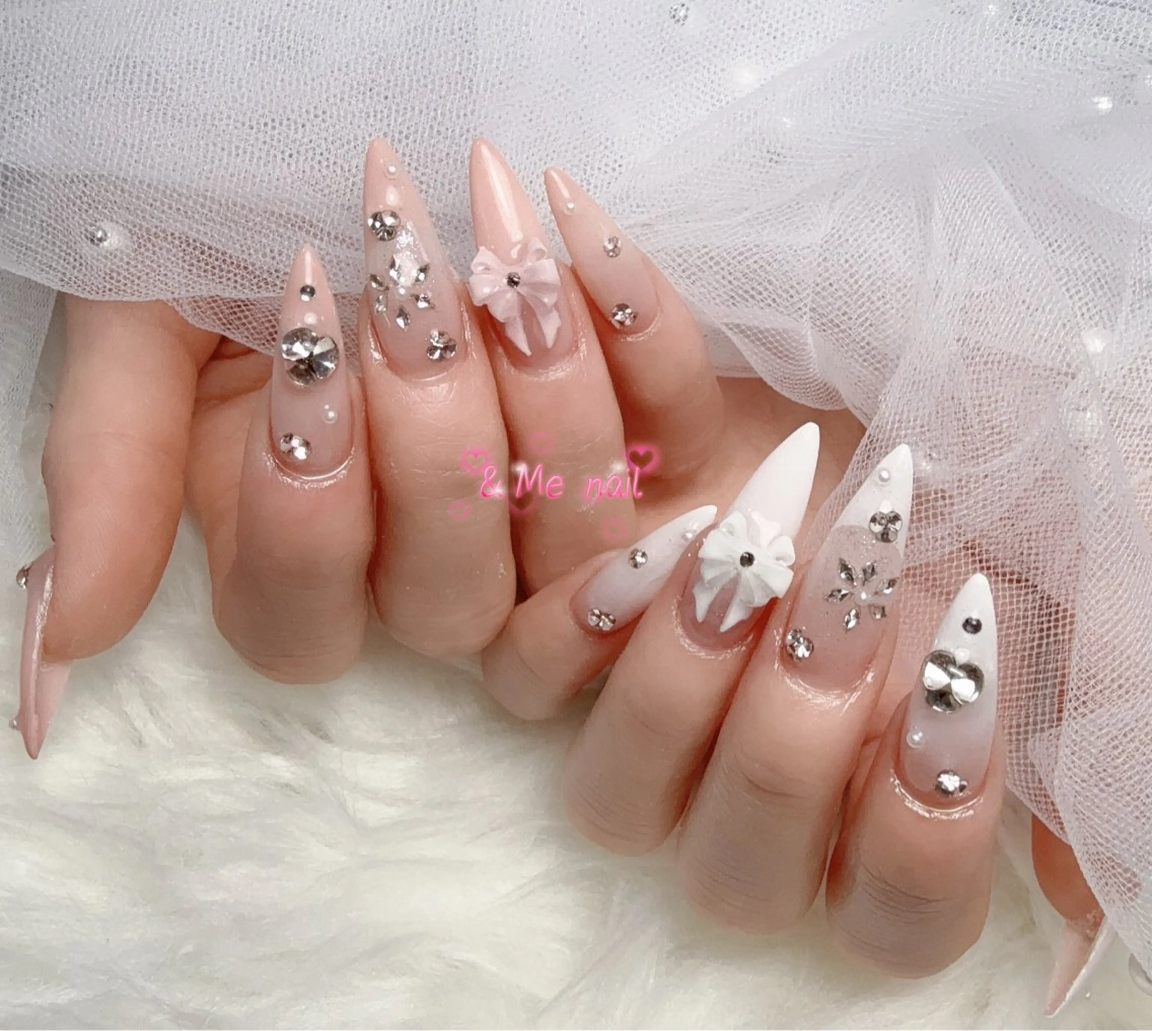 ネイル ハンドネイル &ME タカのネイルデザイン