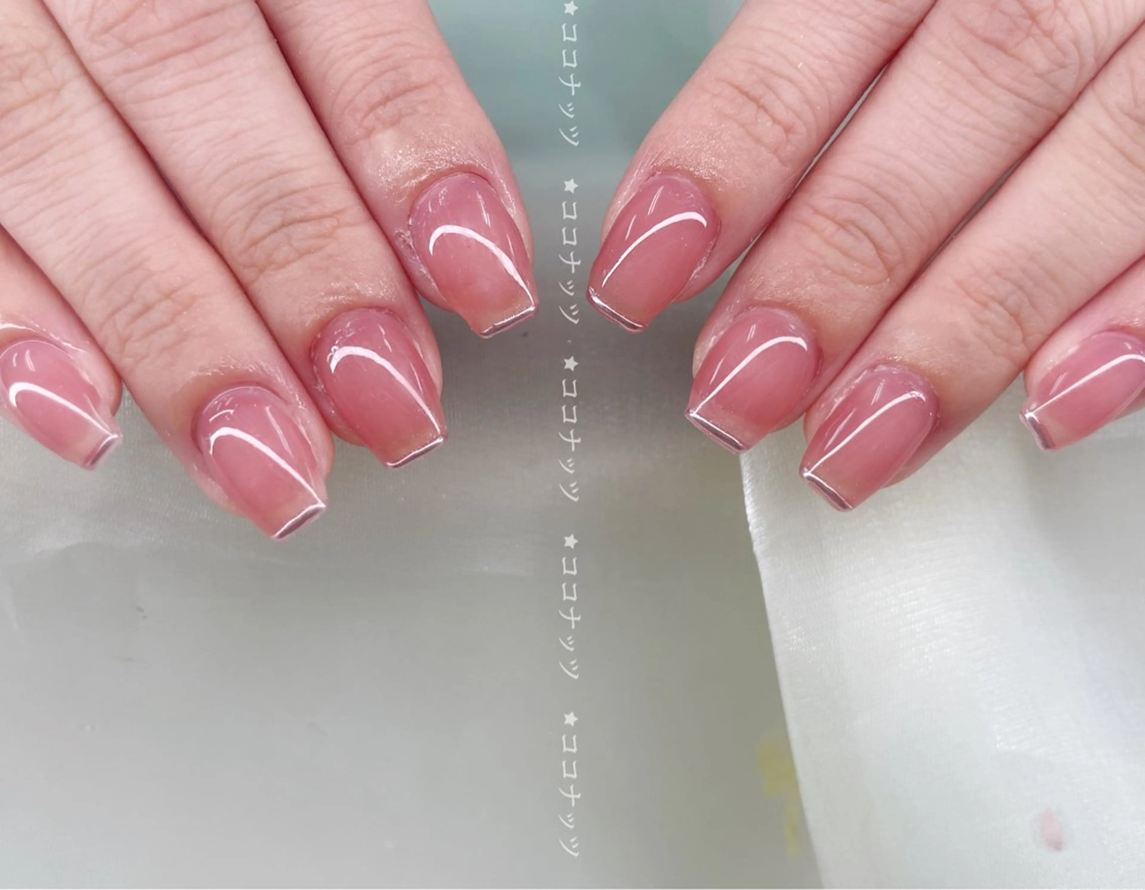 ネイル べっ甲ネイル フレンチネイル キラキラネイル マグネットネイル 大理石ネイル(マーブル) ハンドネイル 神田 ココナッツのネイルデザイン