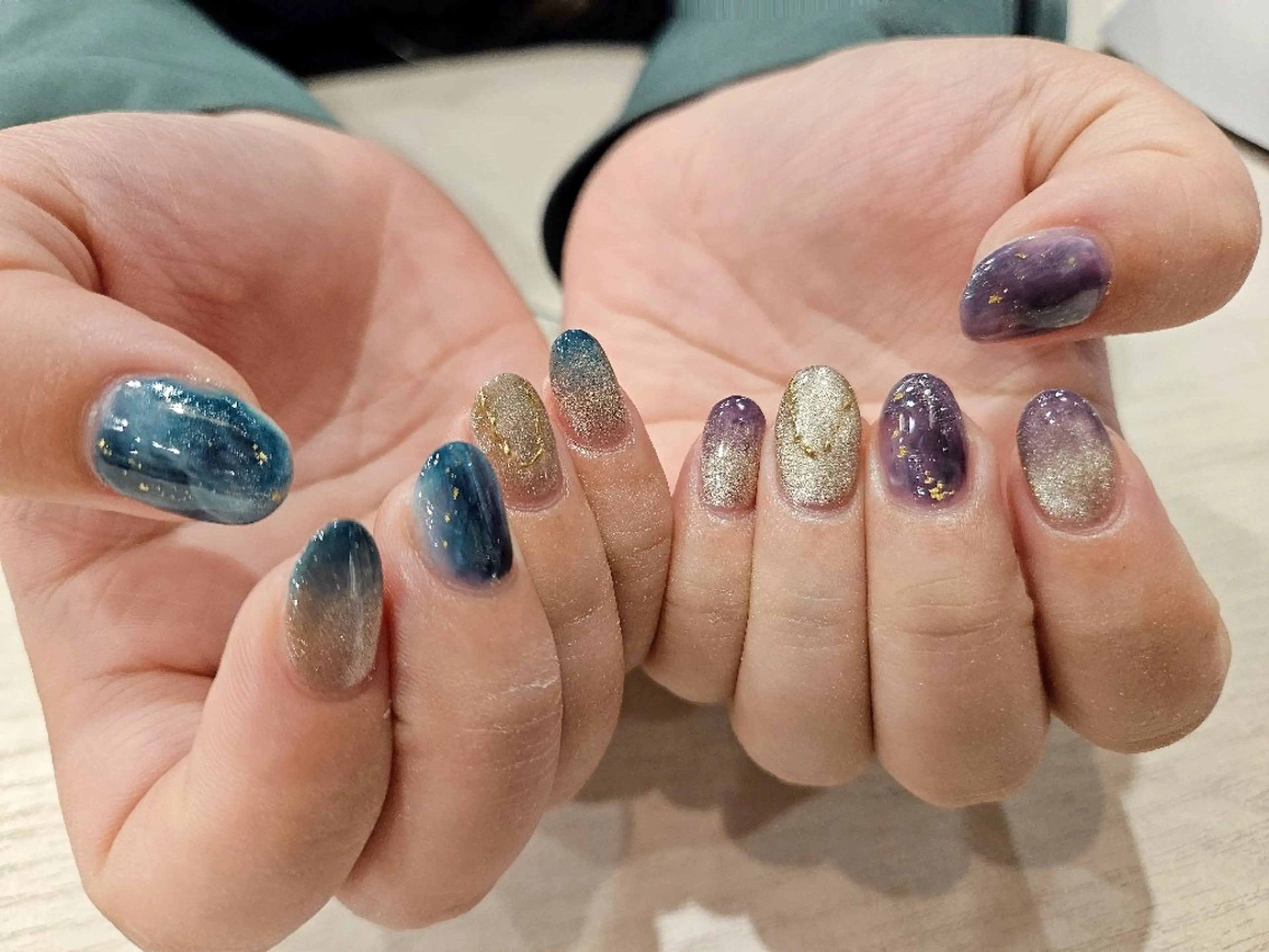 ネイル ハンドネイル 関口 友菜のヘアスタイル