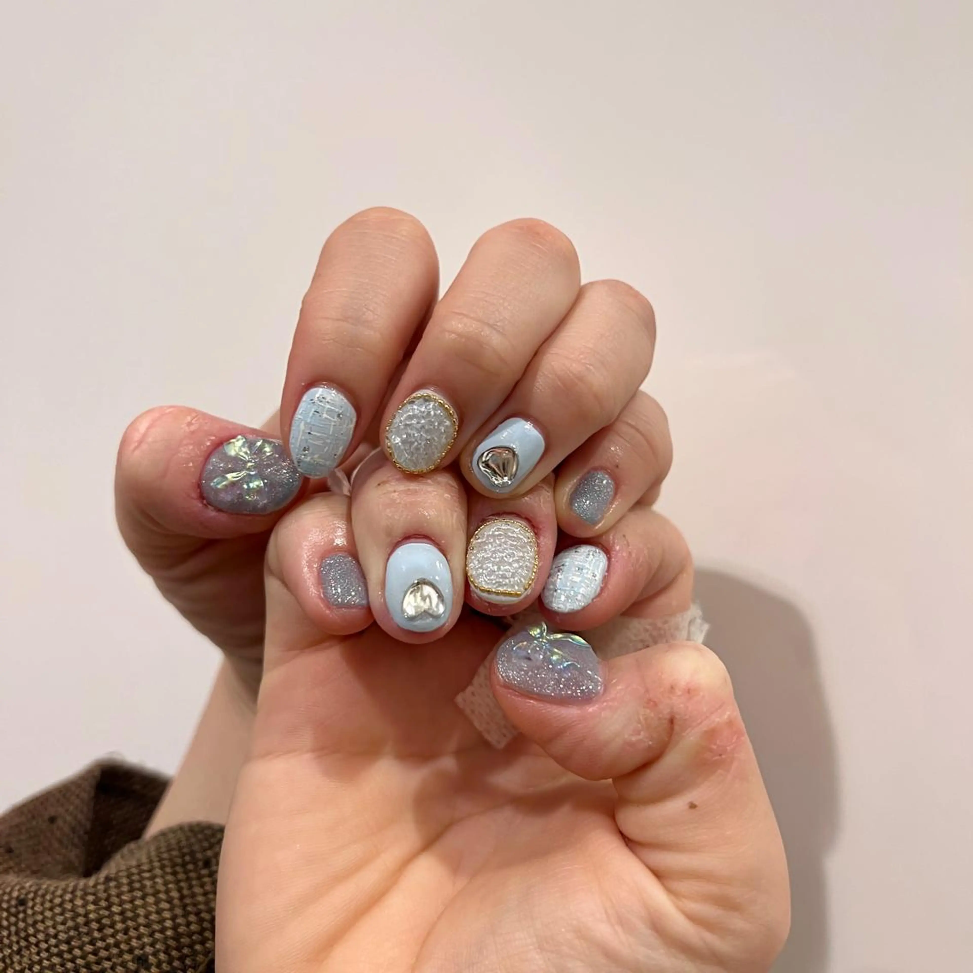 ネイル 黒葛原 めぐみのネイルデザイン