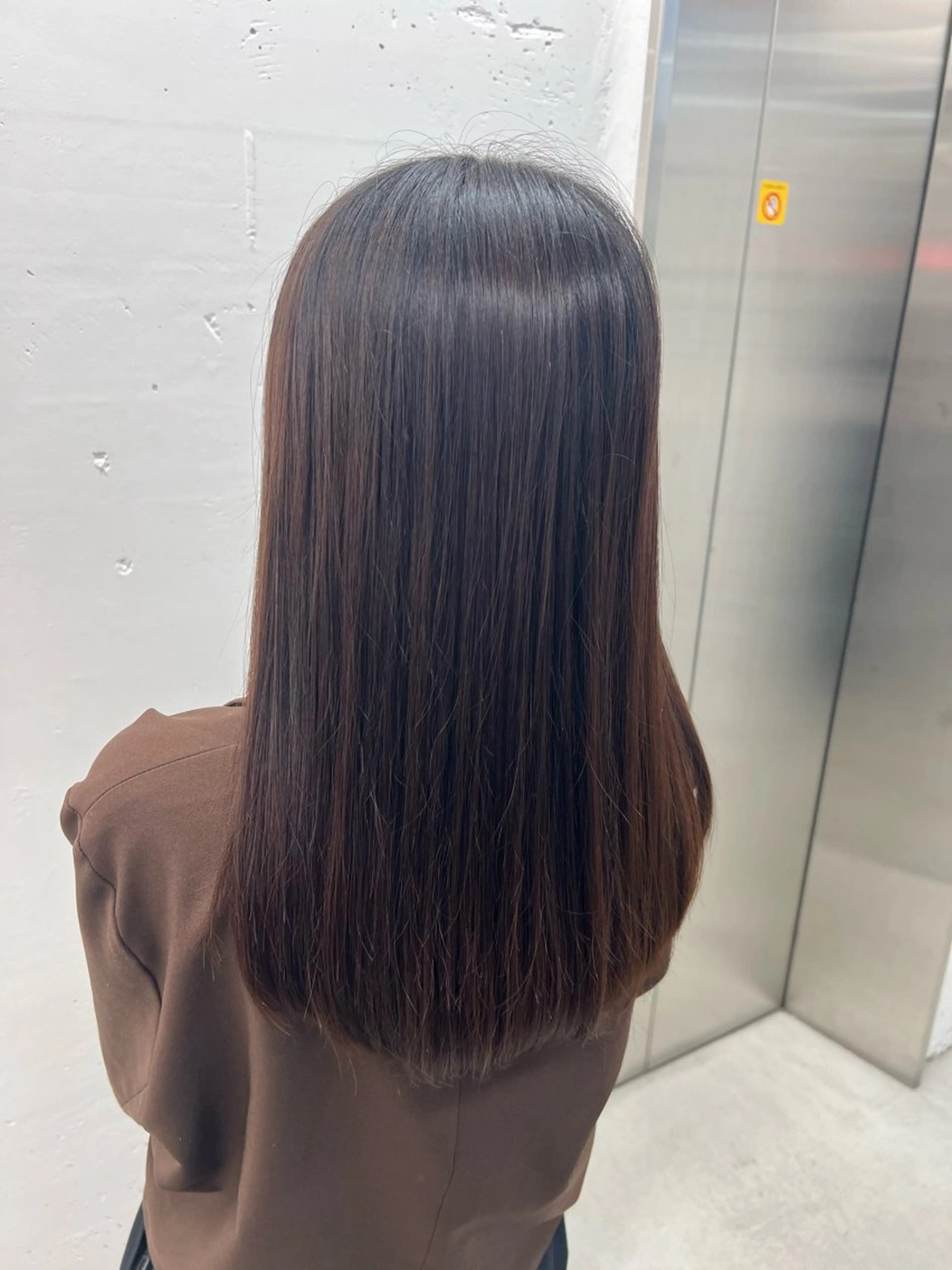 セミロング カラー カット あすか JILLSTUDIOのヘアスタイル